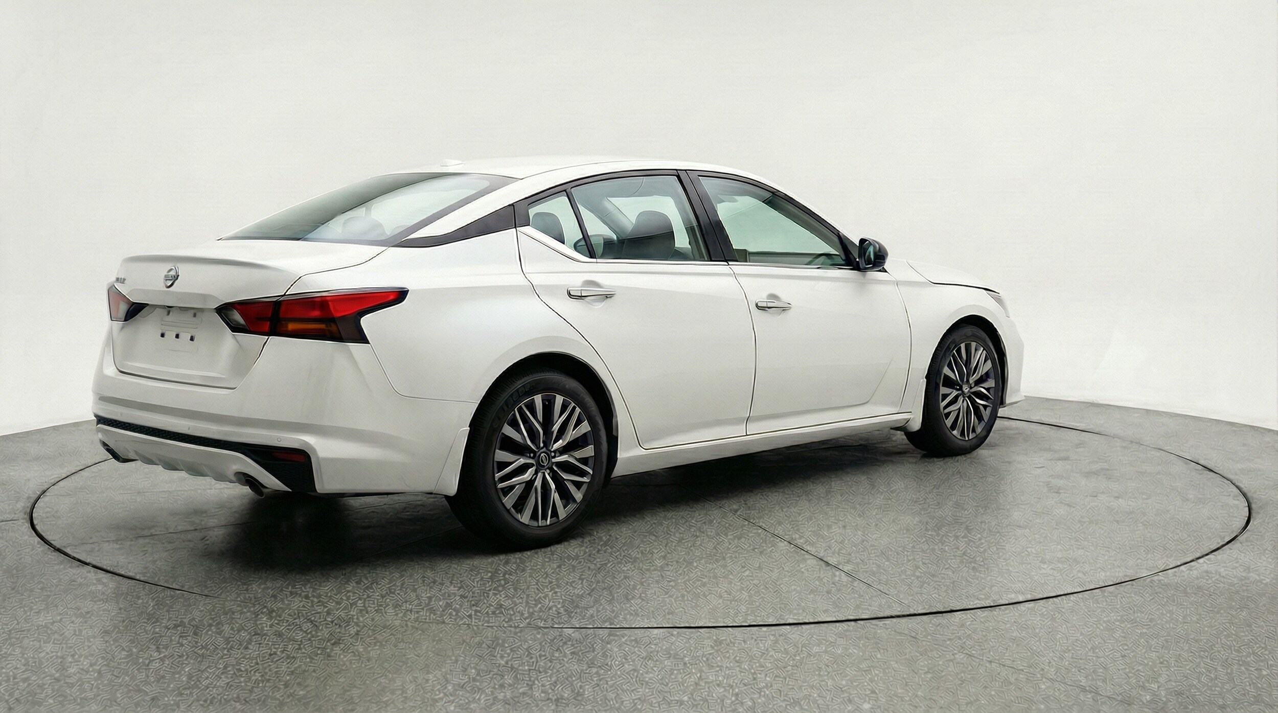 Thumbnail: 2025 Nissan Altima - 7