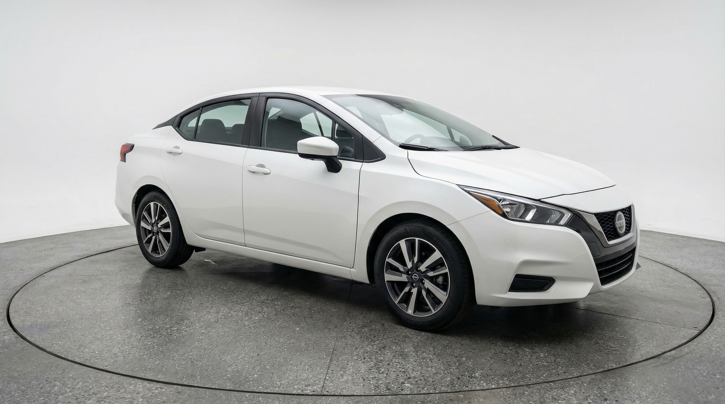 2025 Nissan Versa Sedan SV