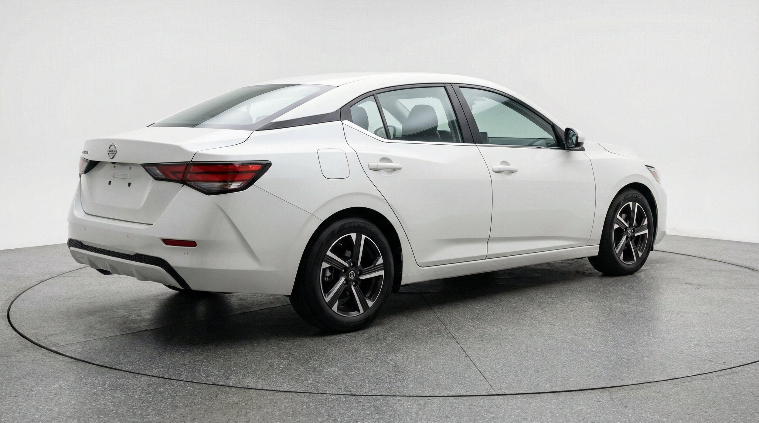 Thumbnail: 2025 Nissan Sentra - 9