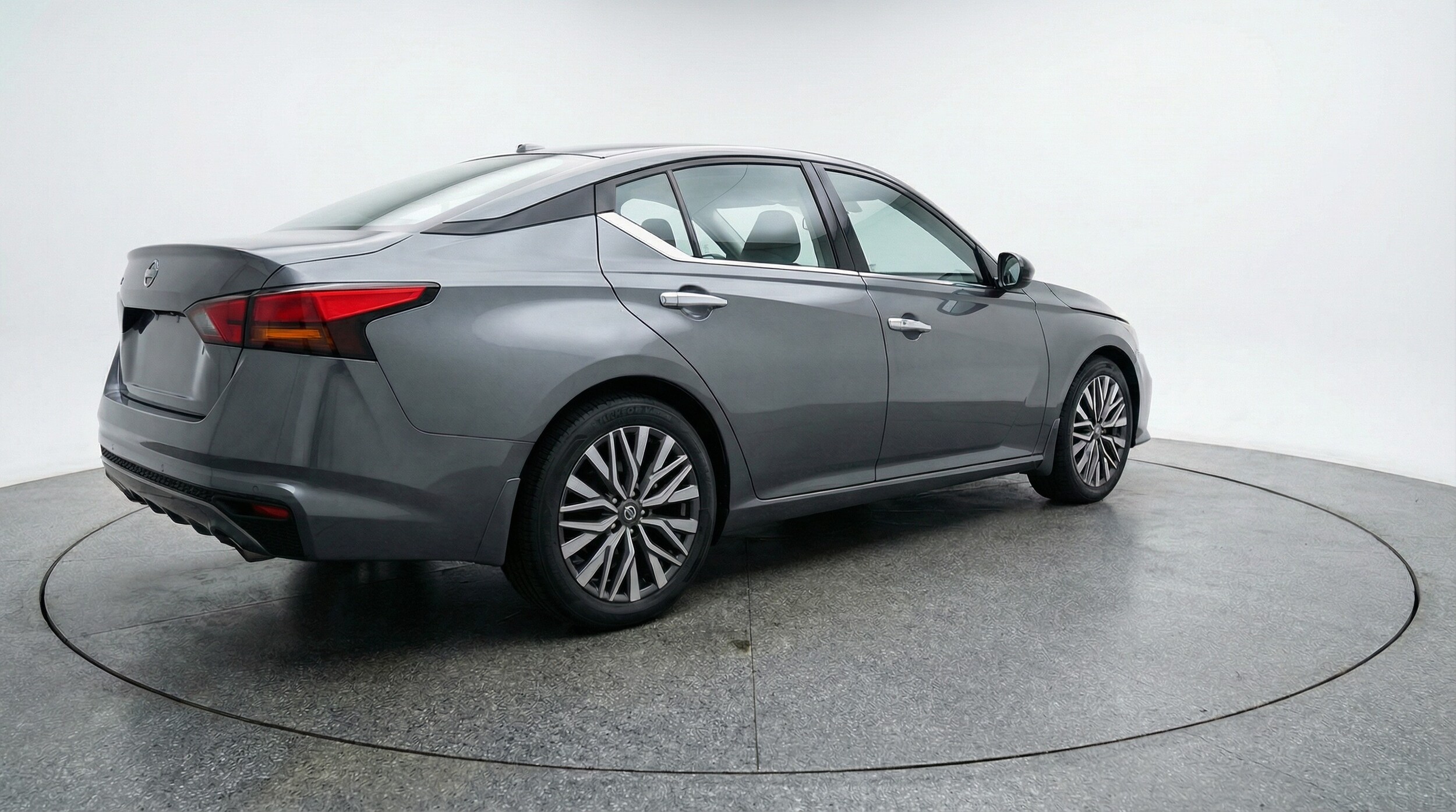 Thumbnail: 2025 Nissan Altima - 7