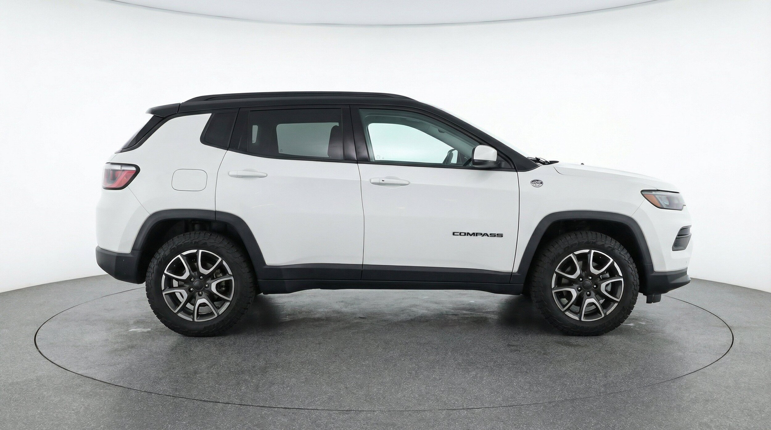 Thumbnail: 2025 Jeep Compass - 11