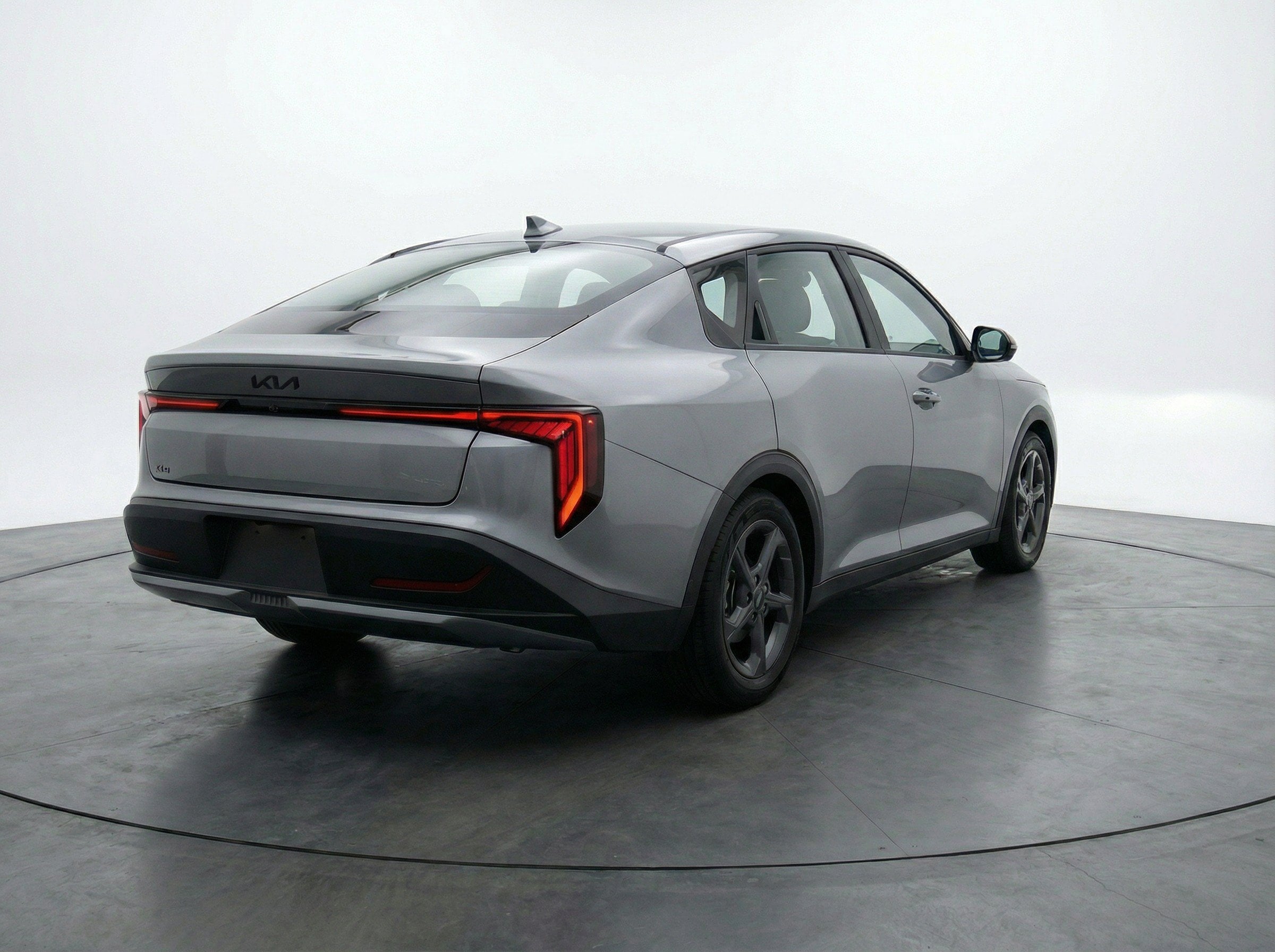 2025 Kia K4 LXS - Photo 8
