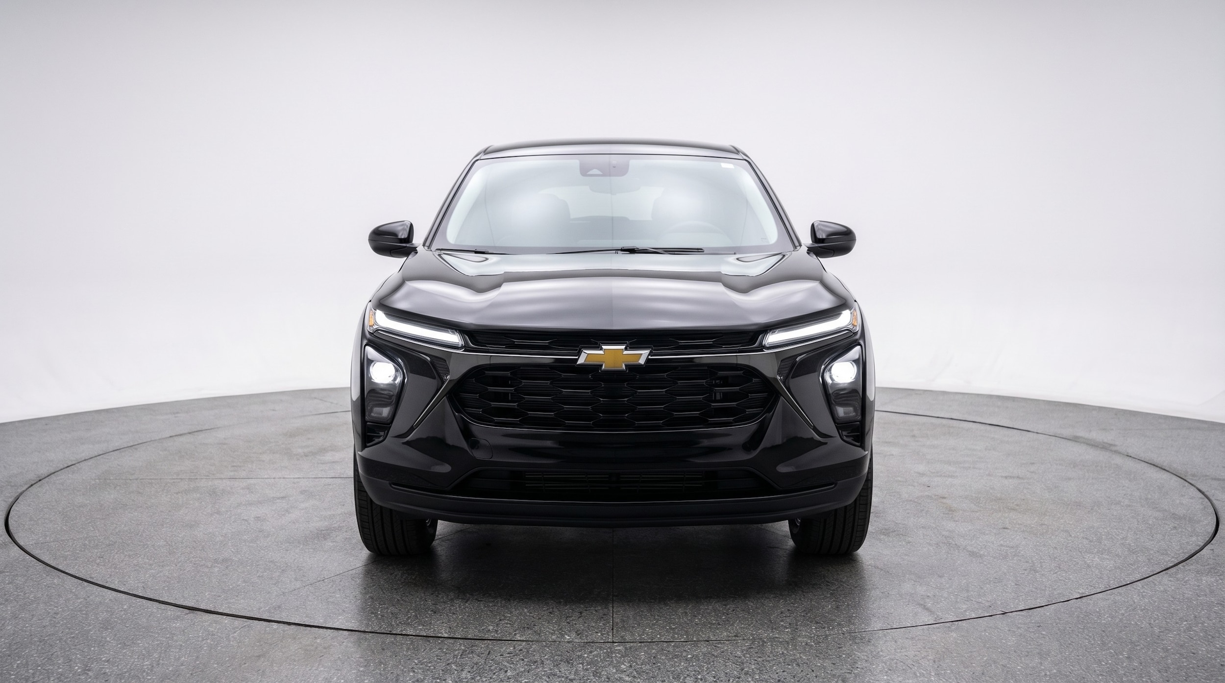 Thumbnail: 2025 Chevrolet Trax - 2