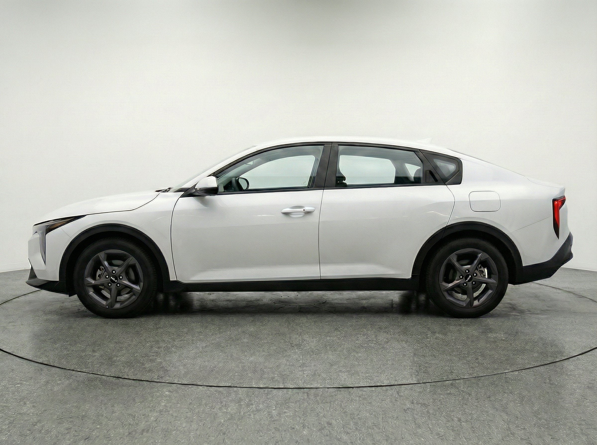 Thumbnail: 2025 Kia K4 - 5
