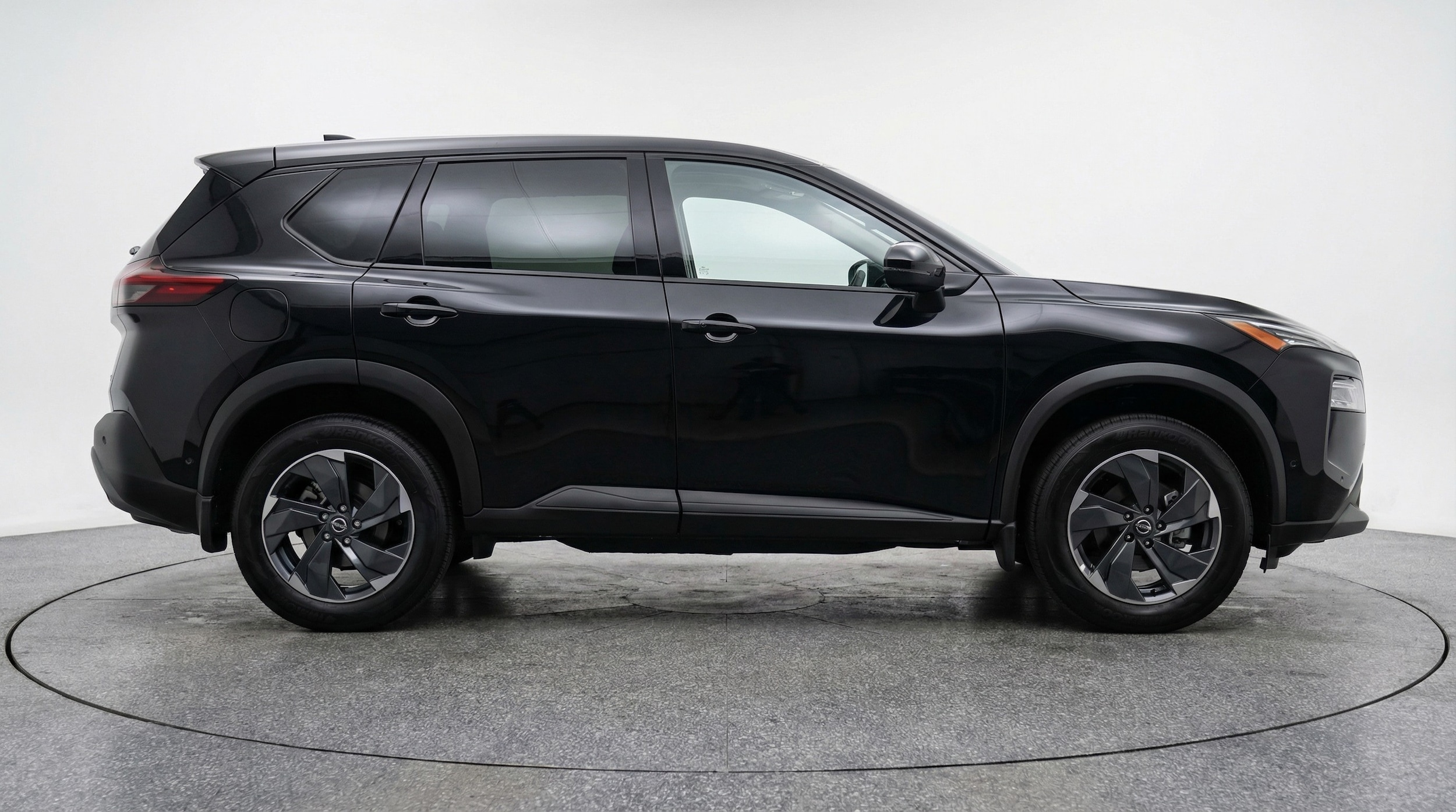 Thumbnail: 2025 Nissan Rogue - 8