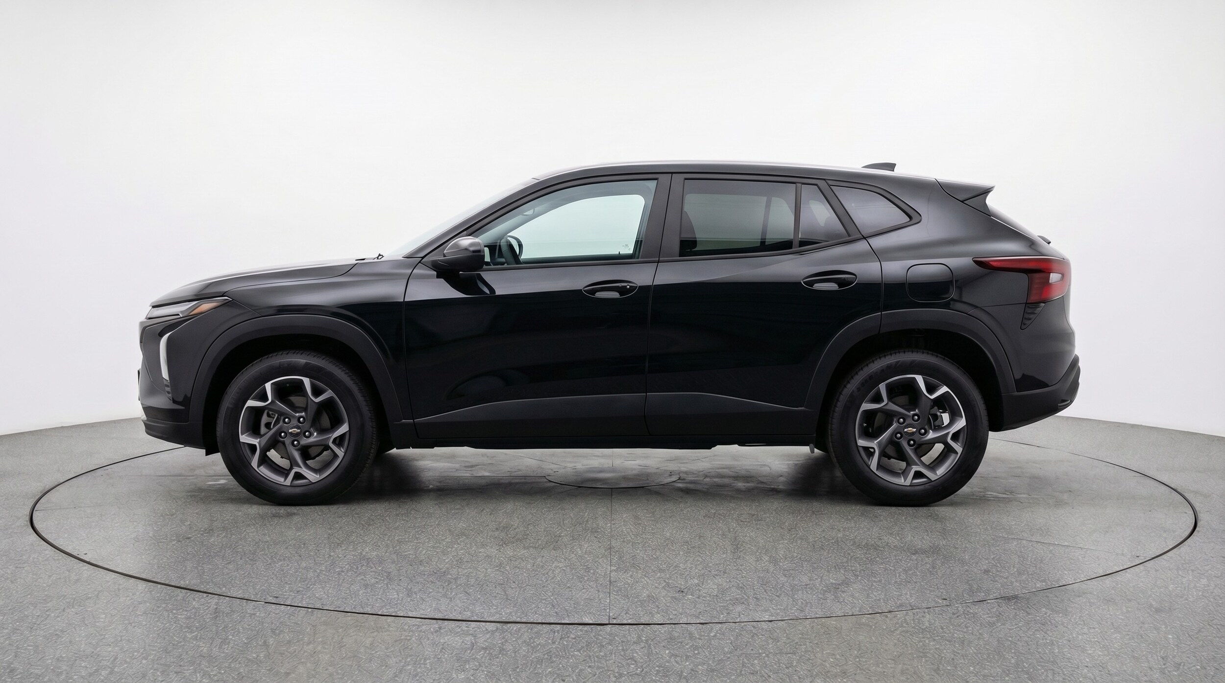 Thumbnail: 2025 Chevrolet Trax - 4