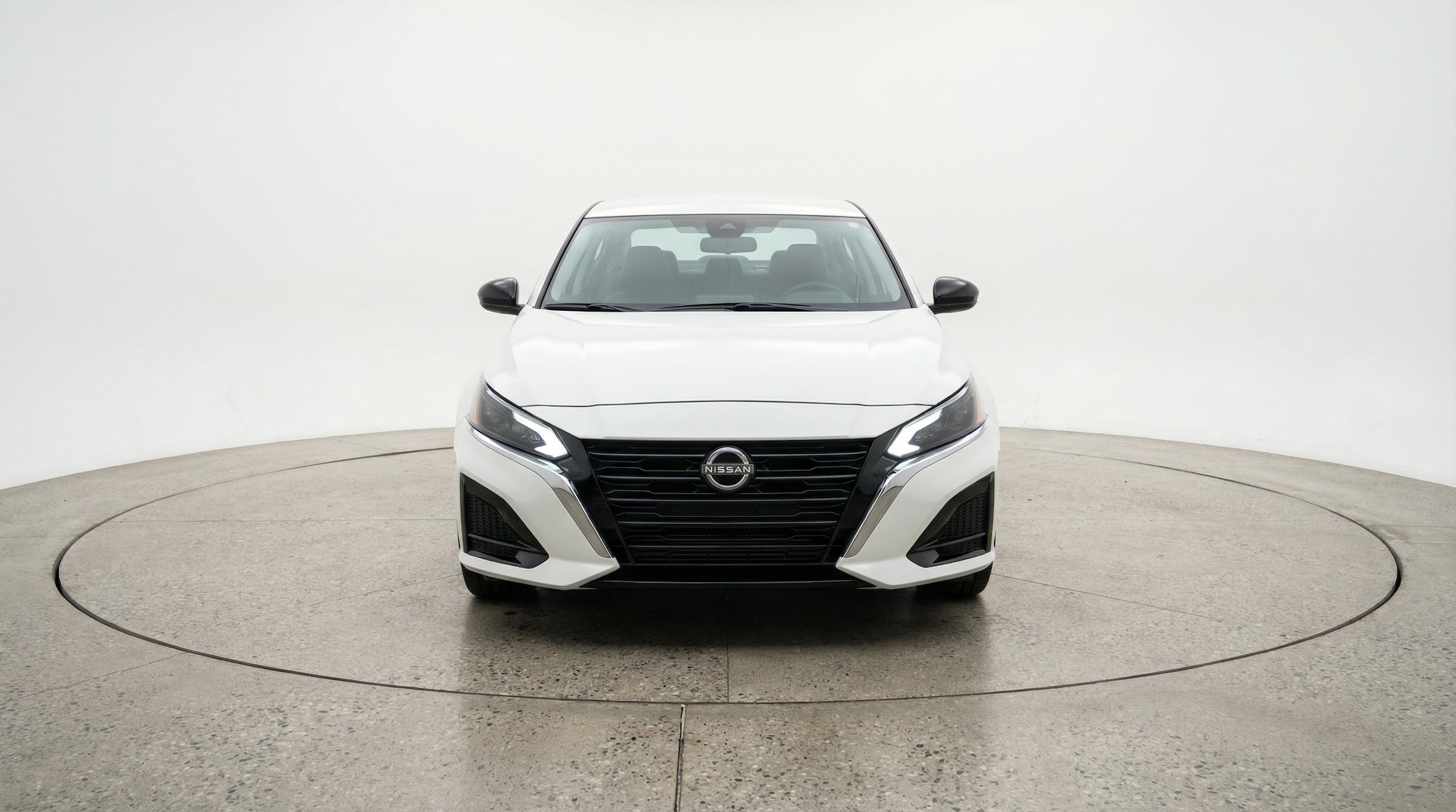 Thumbnail: 2025 Nissan Altima - 2