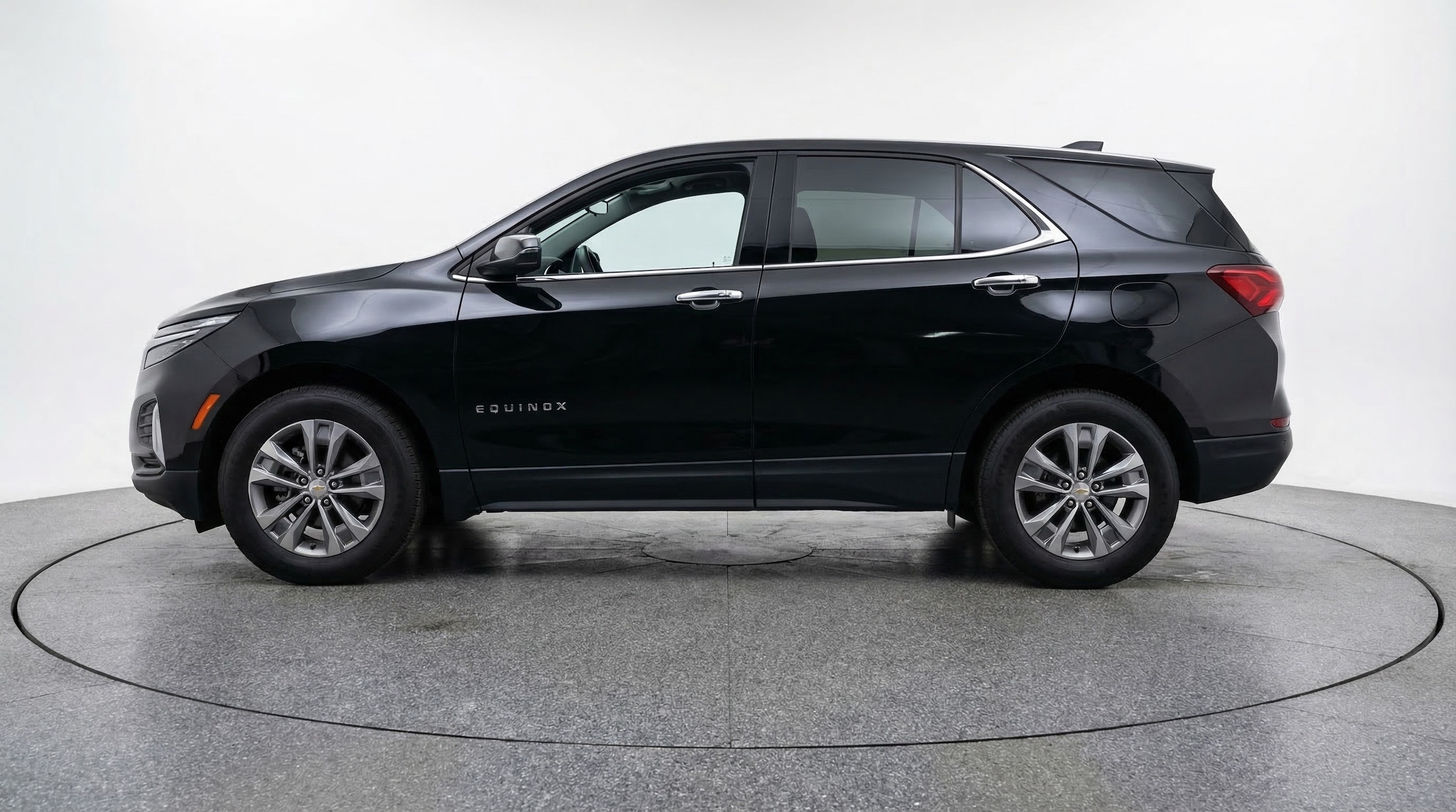 Thumbnail: 2025 Chevrolet Equinox - 4