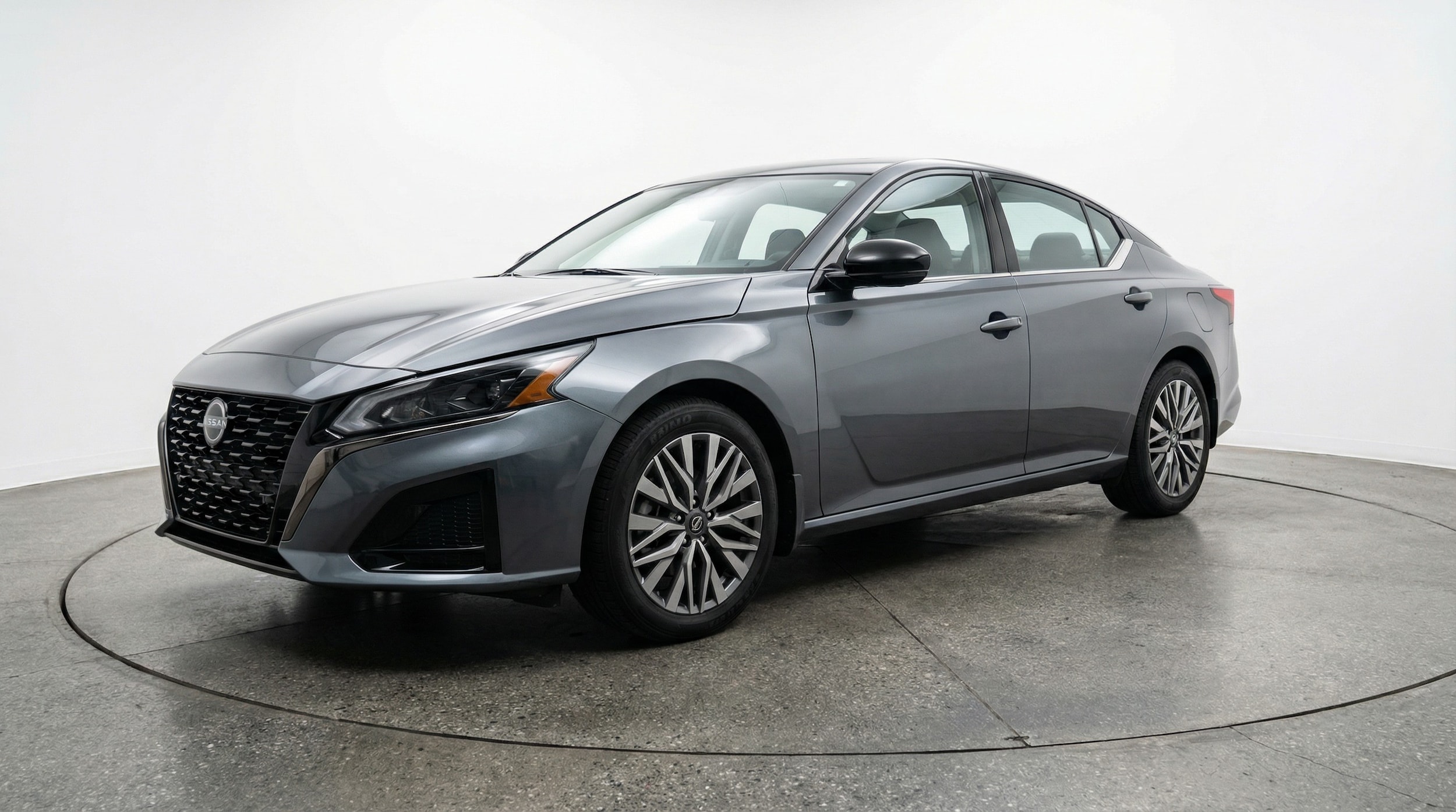 Thumbnail: 2025 Nissan Altima - 3