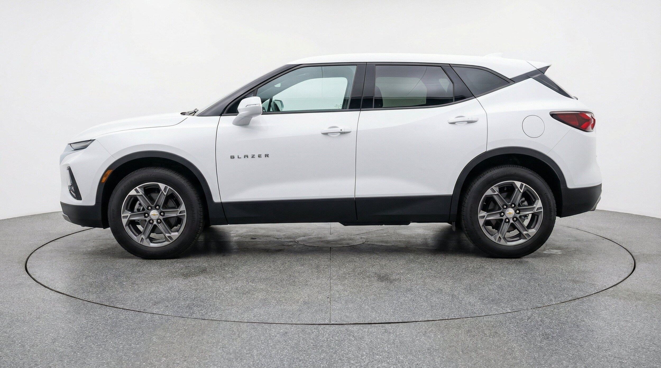 Thumbnail: 2026 Chevrolet Blazer - 5