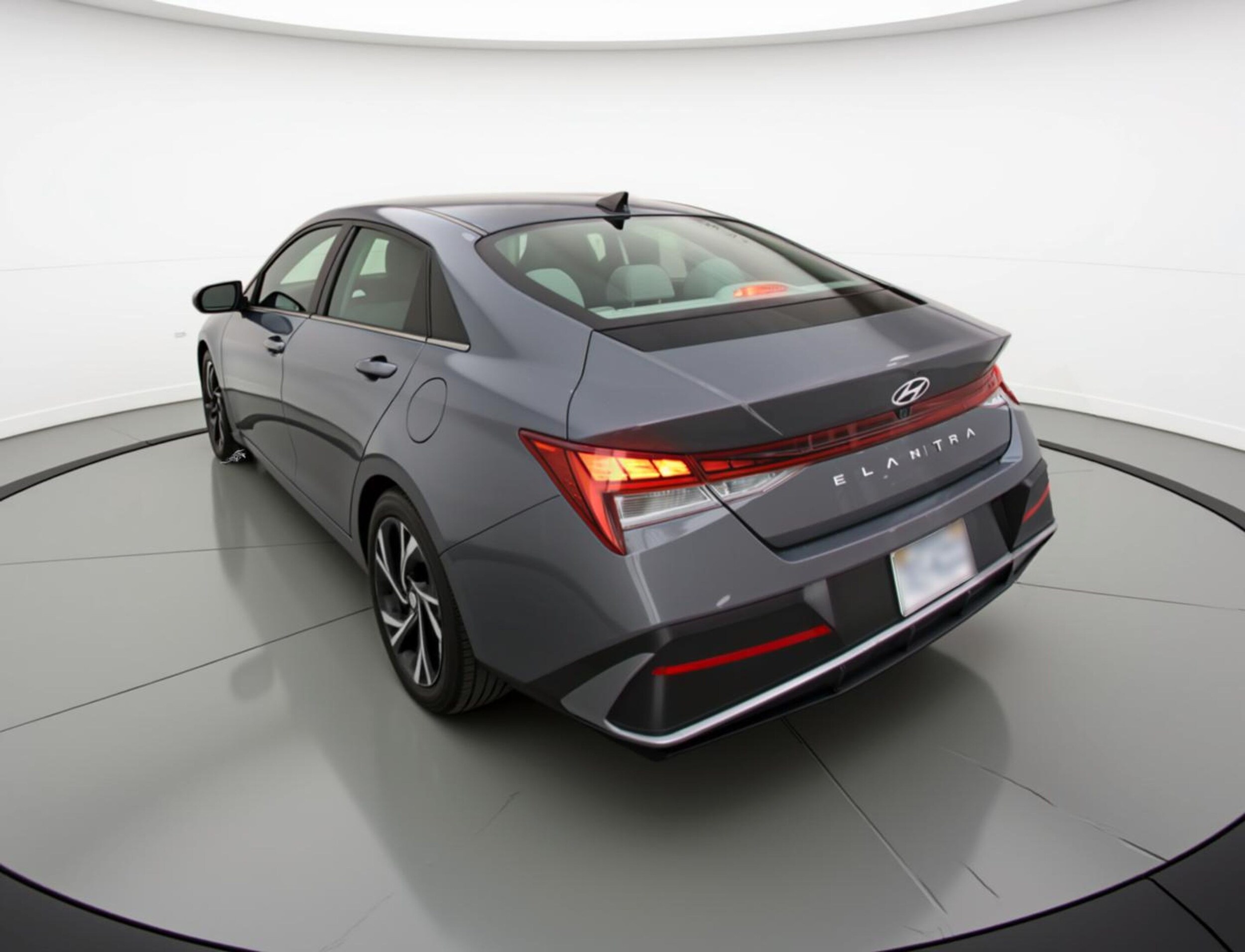 Thumbnail: 2025 Hyundai Elantra - 5