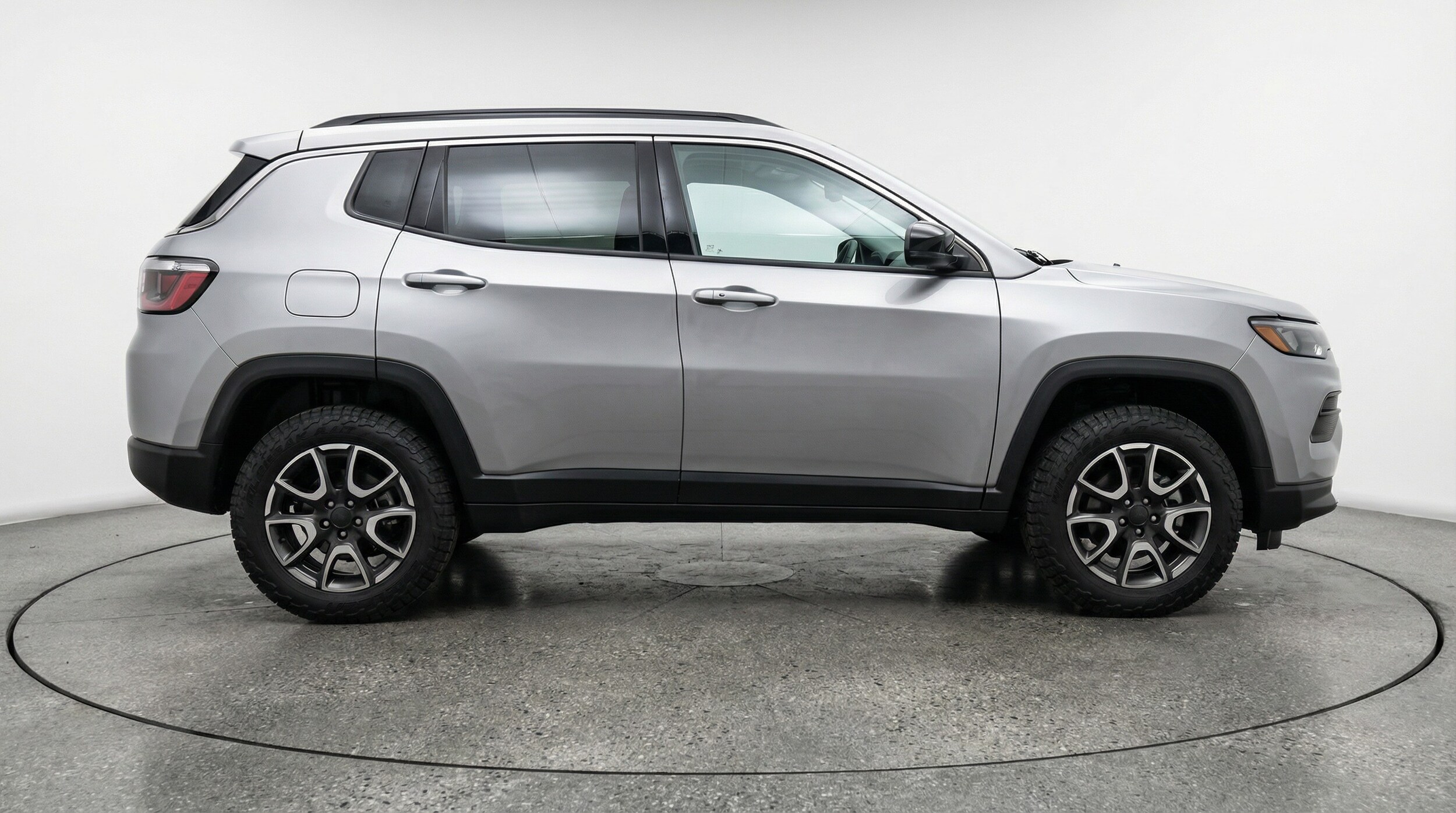 Thumbnail: 2025 Jeep Compass - 8