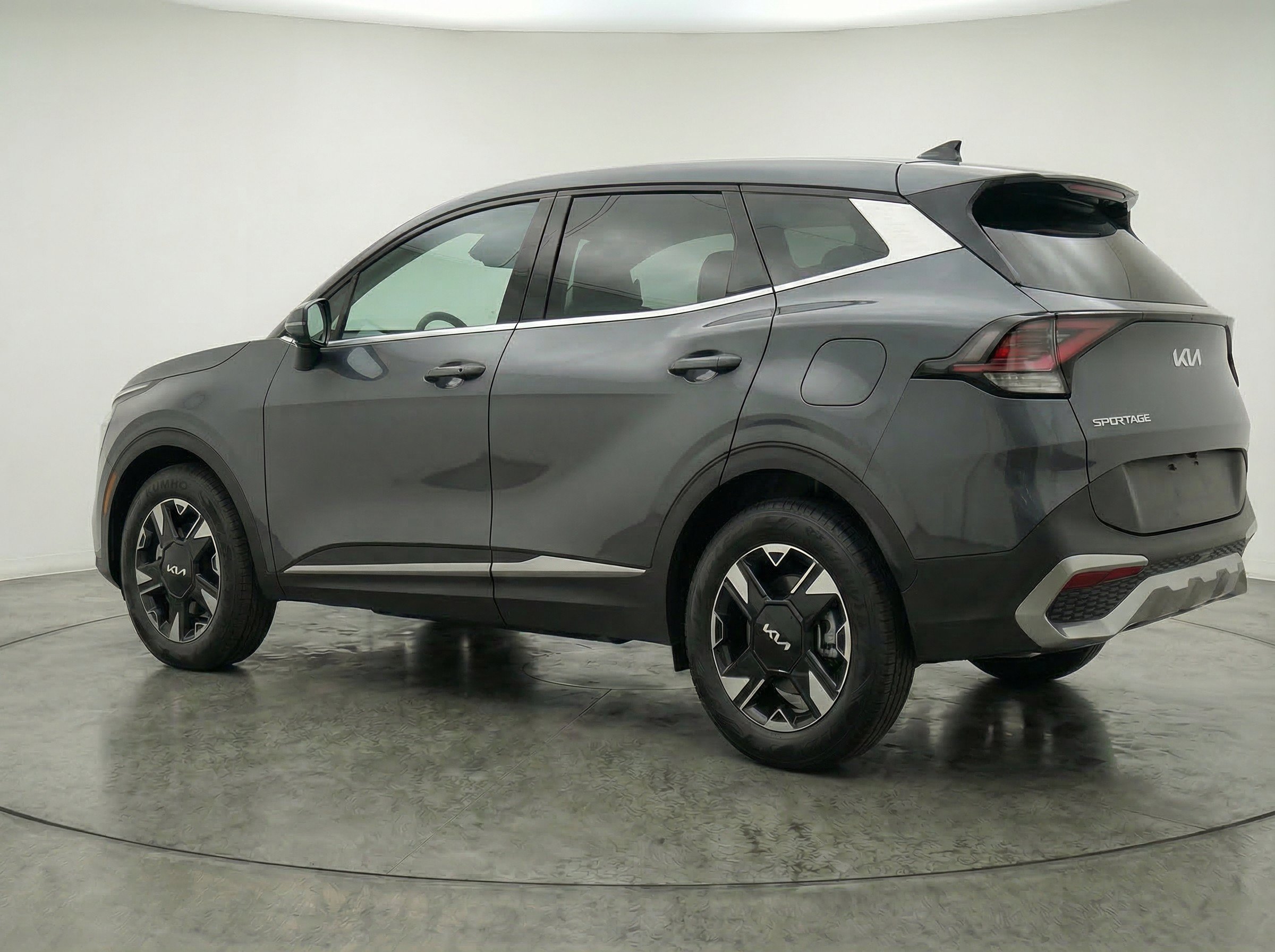 Thumbnail: 2026 Kia Sportage - 6