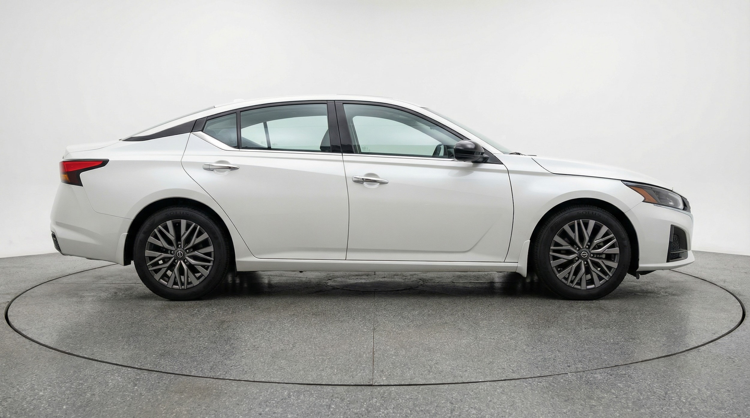 Thumbnail: 2025 Nissan Altima - 8