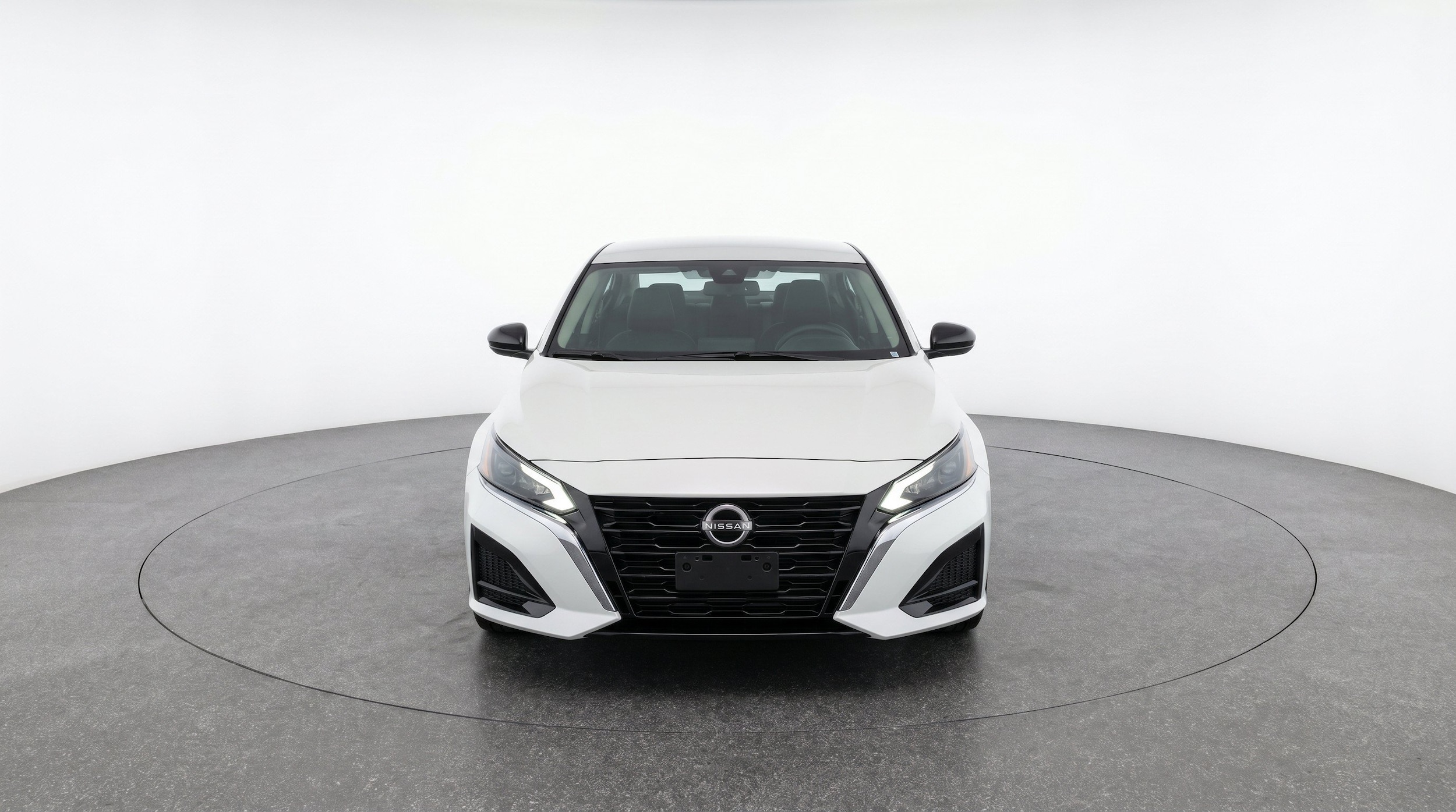 Thumbnail: 2025 Nissan Altima - 2