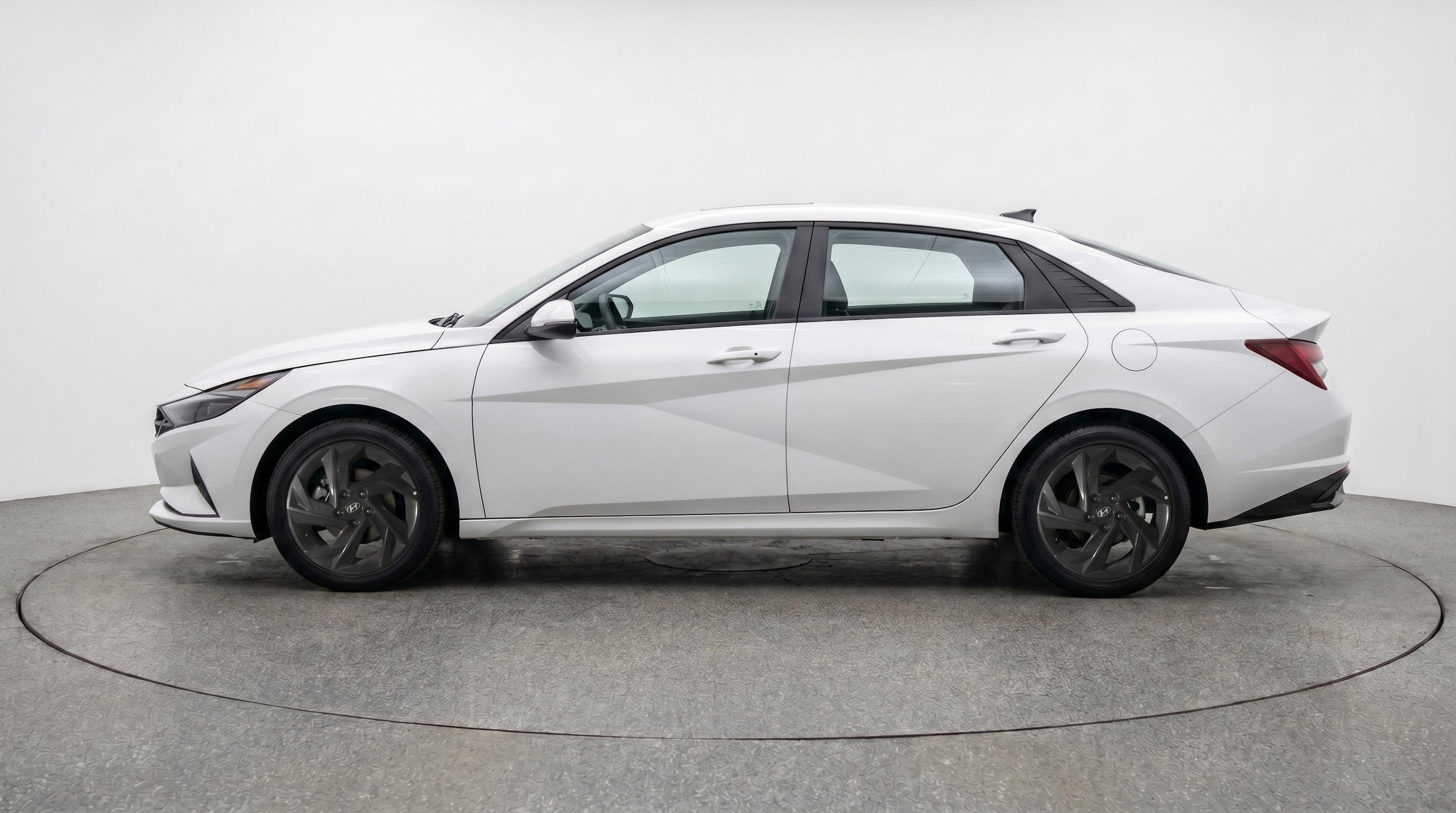 Thumbnail: 2026 Hyundai Elantra - 5