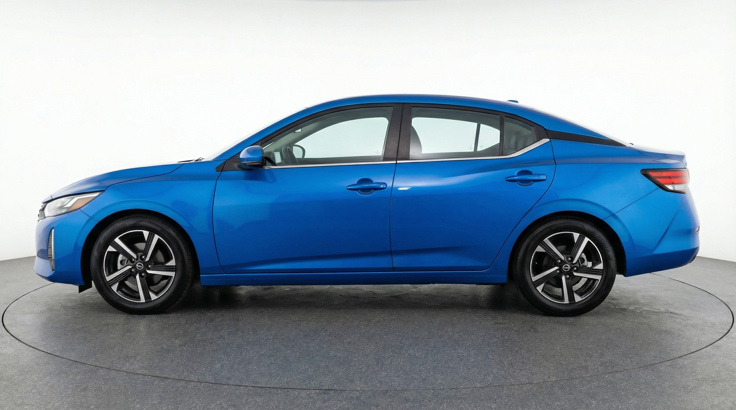Thumbnail: 2025 Nissan Sentra - 4