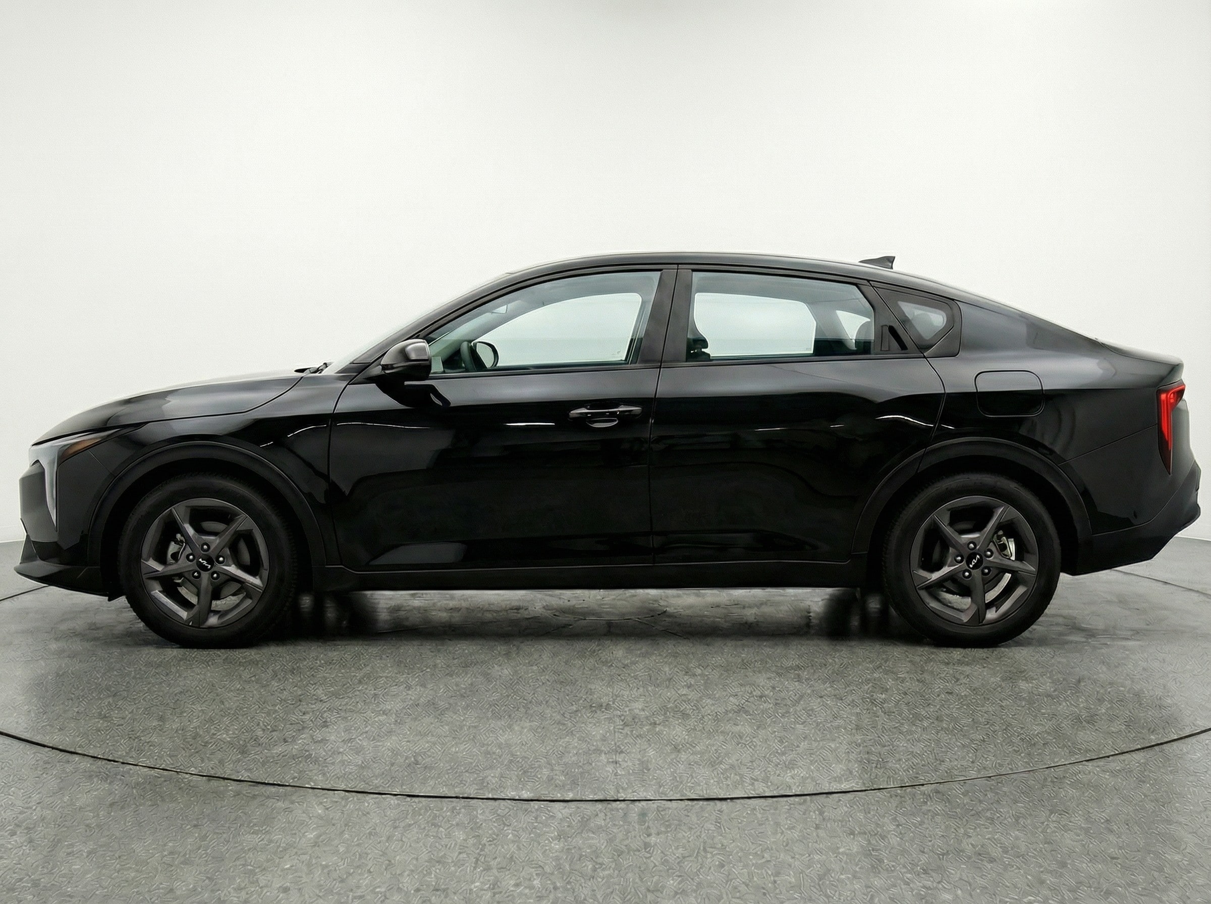 Thumbnail: 2025 Kia K4 - 4