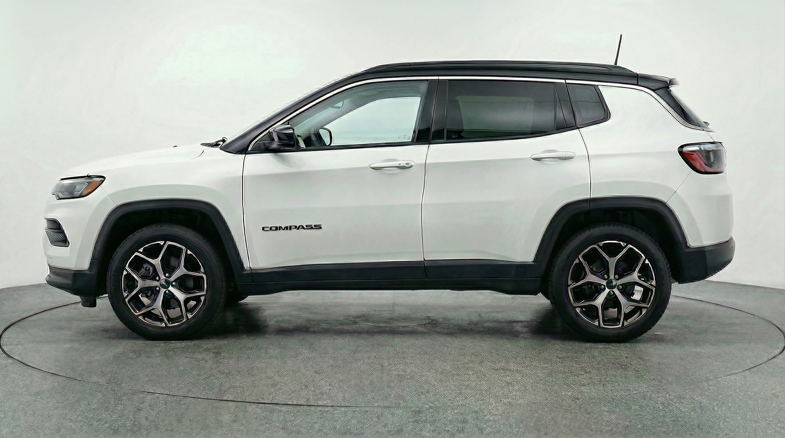Thumbnail: 2025 Jeep Compass - 4