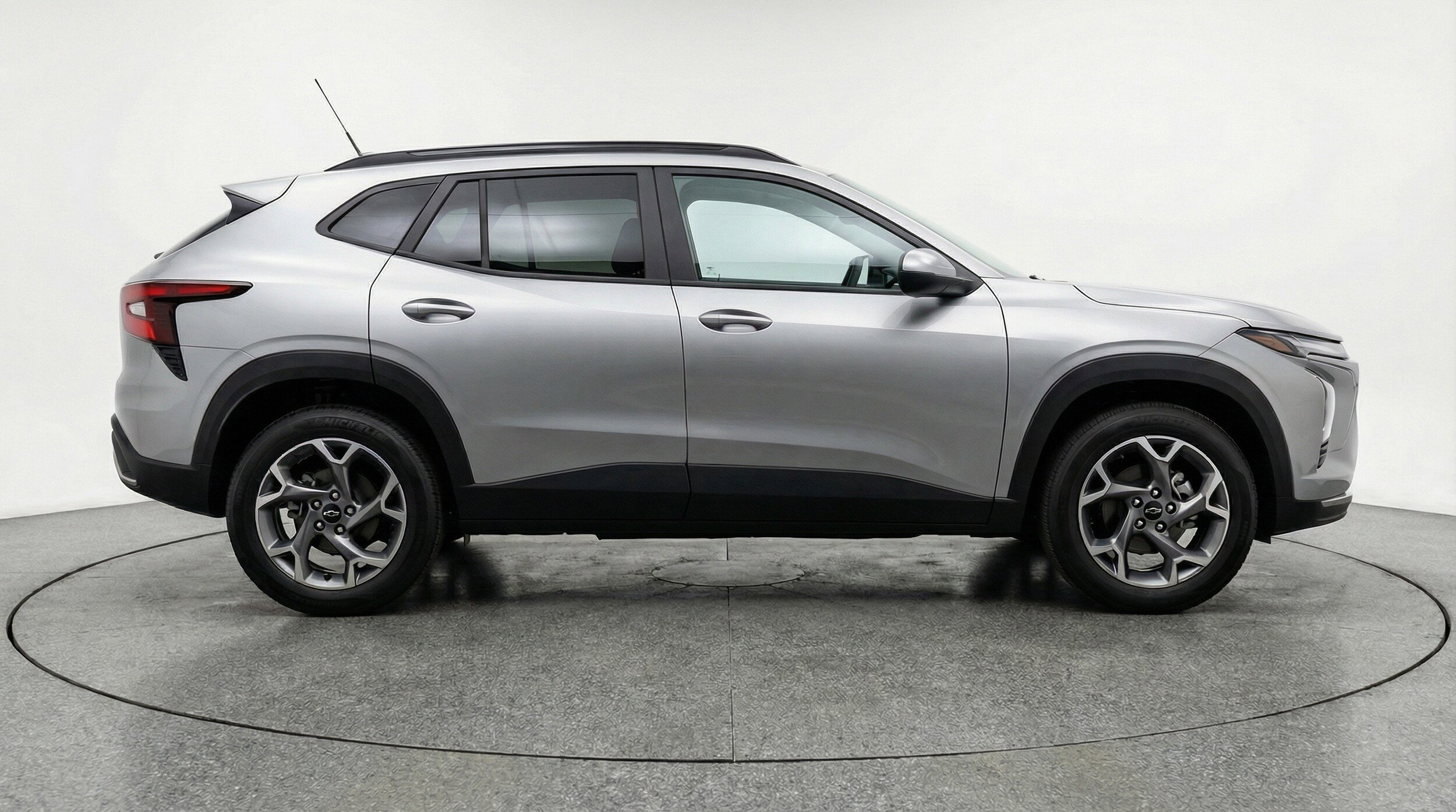 Thumbnail: 2025 Chevrolet Trax - 11