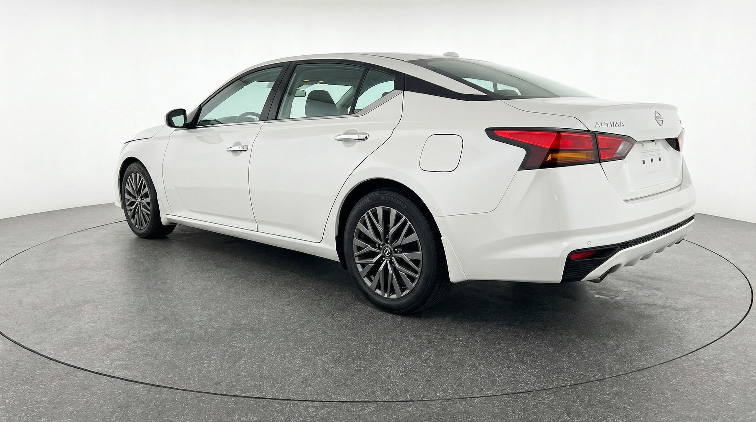 Thumbnail: 2025 Nissan Altima - 5