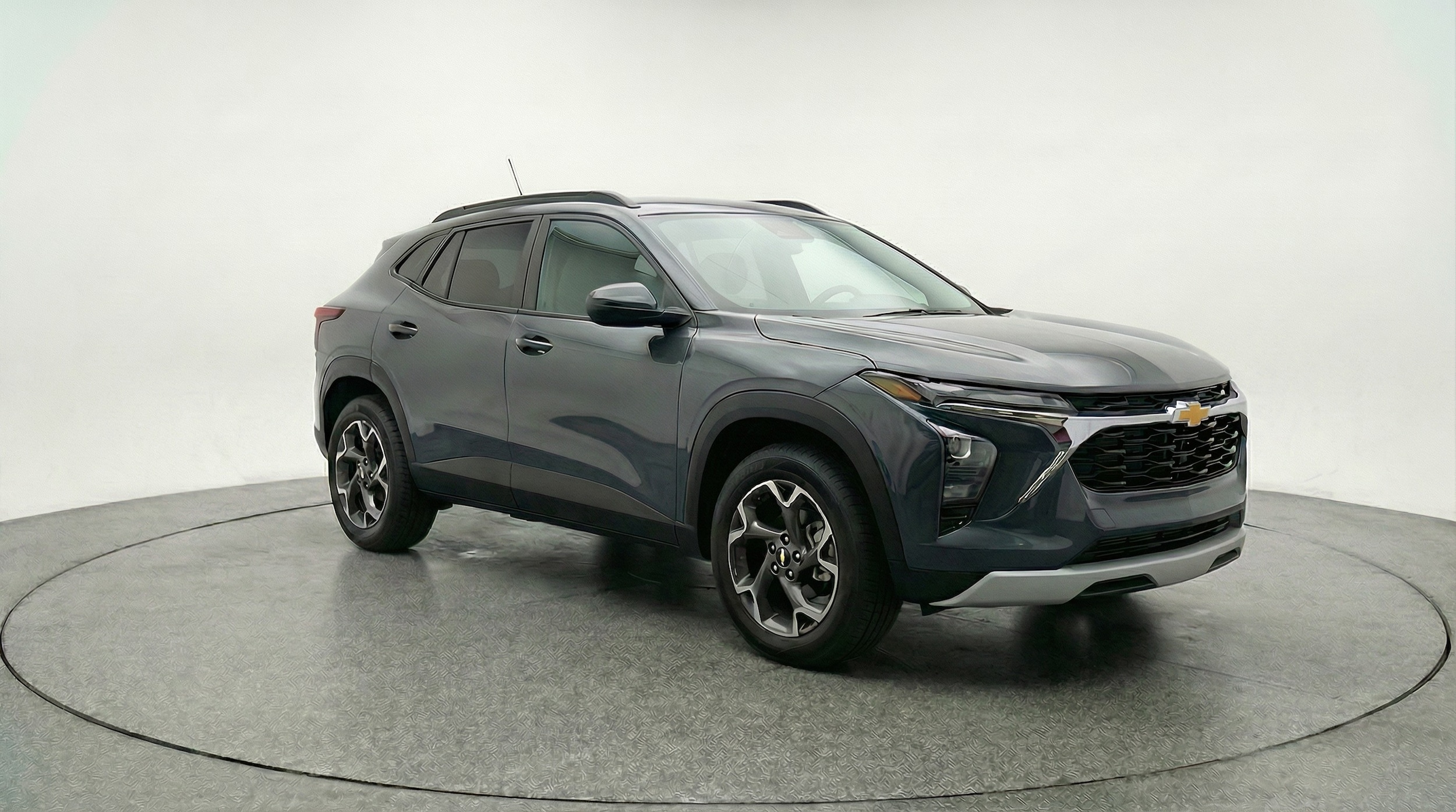 Thumbnail: 2025 Chevrolet Trax - 1