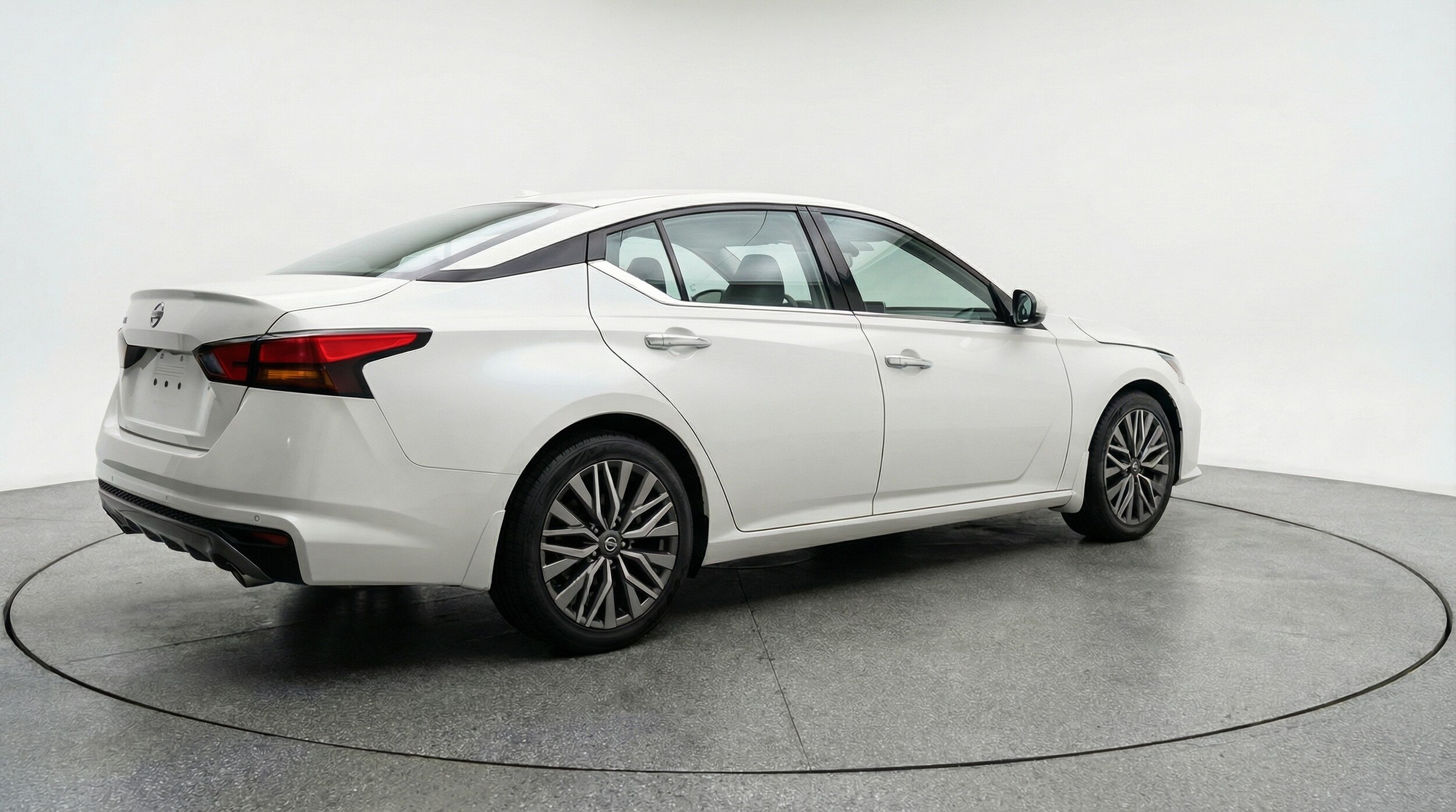 Thumbnail: 2025 Nissan Altima - 7