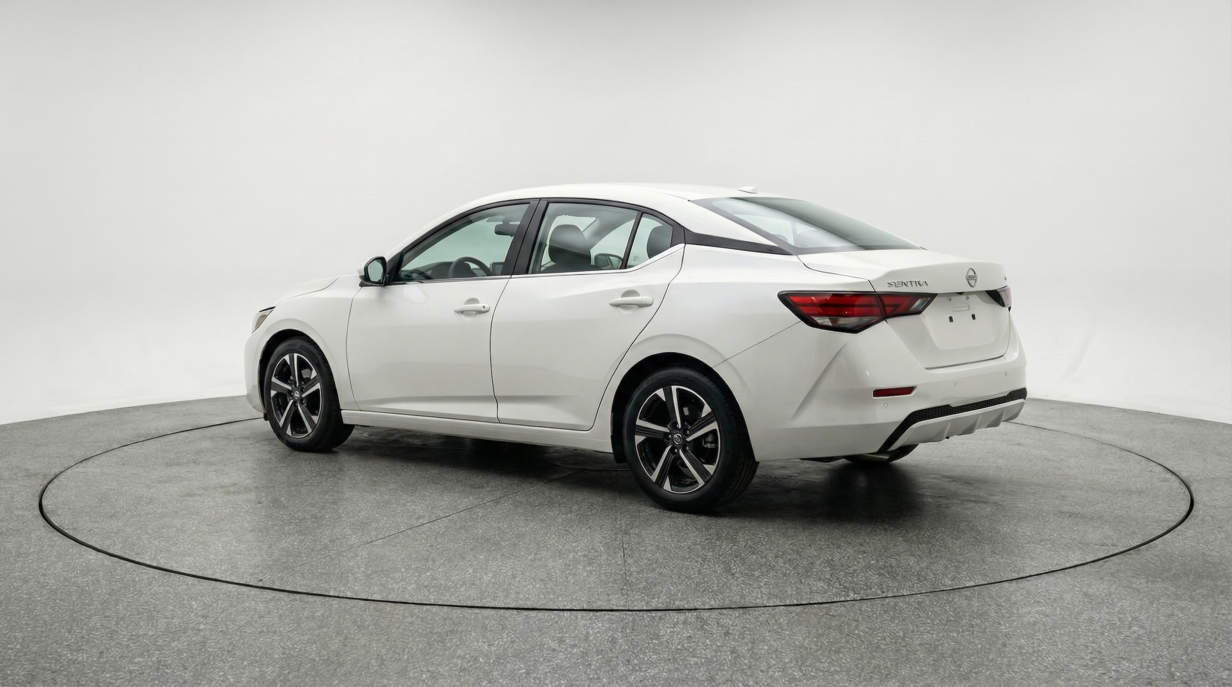 Thumbnail: 2025 Nissan Sentra - 5