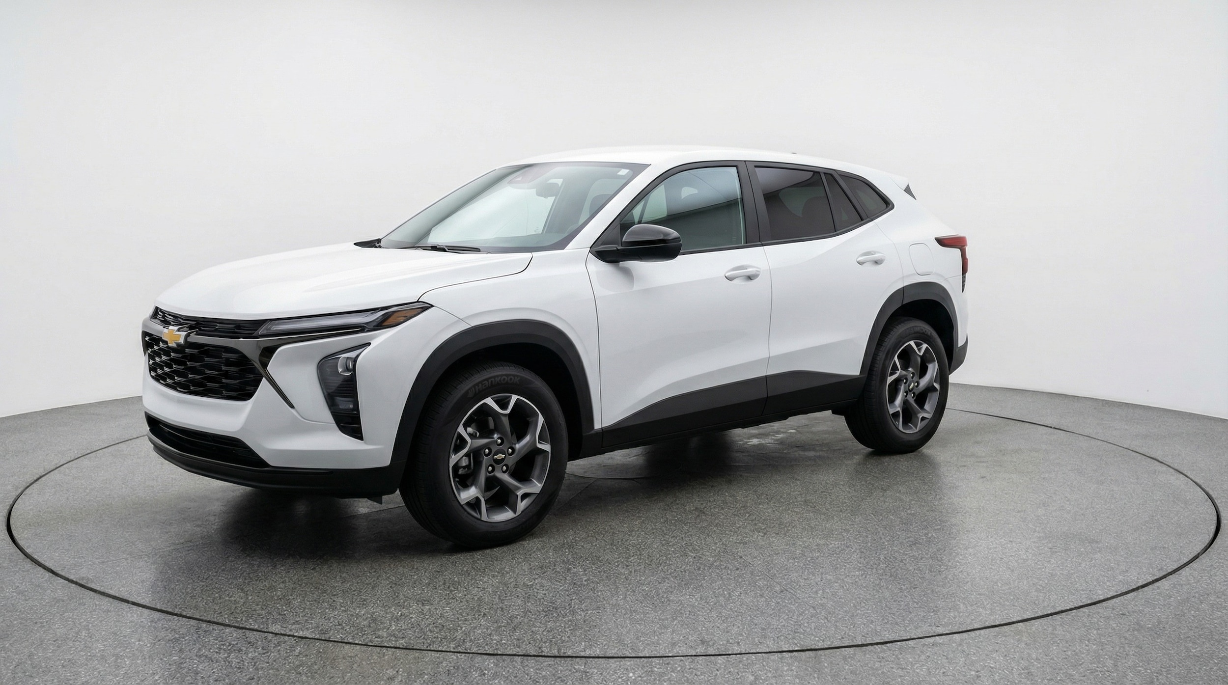 Thumbnail: 2025 Chevrolet Trax - 3