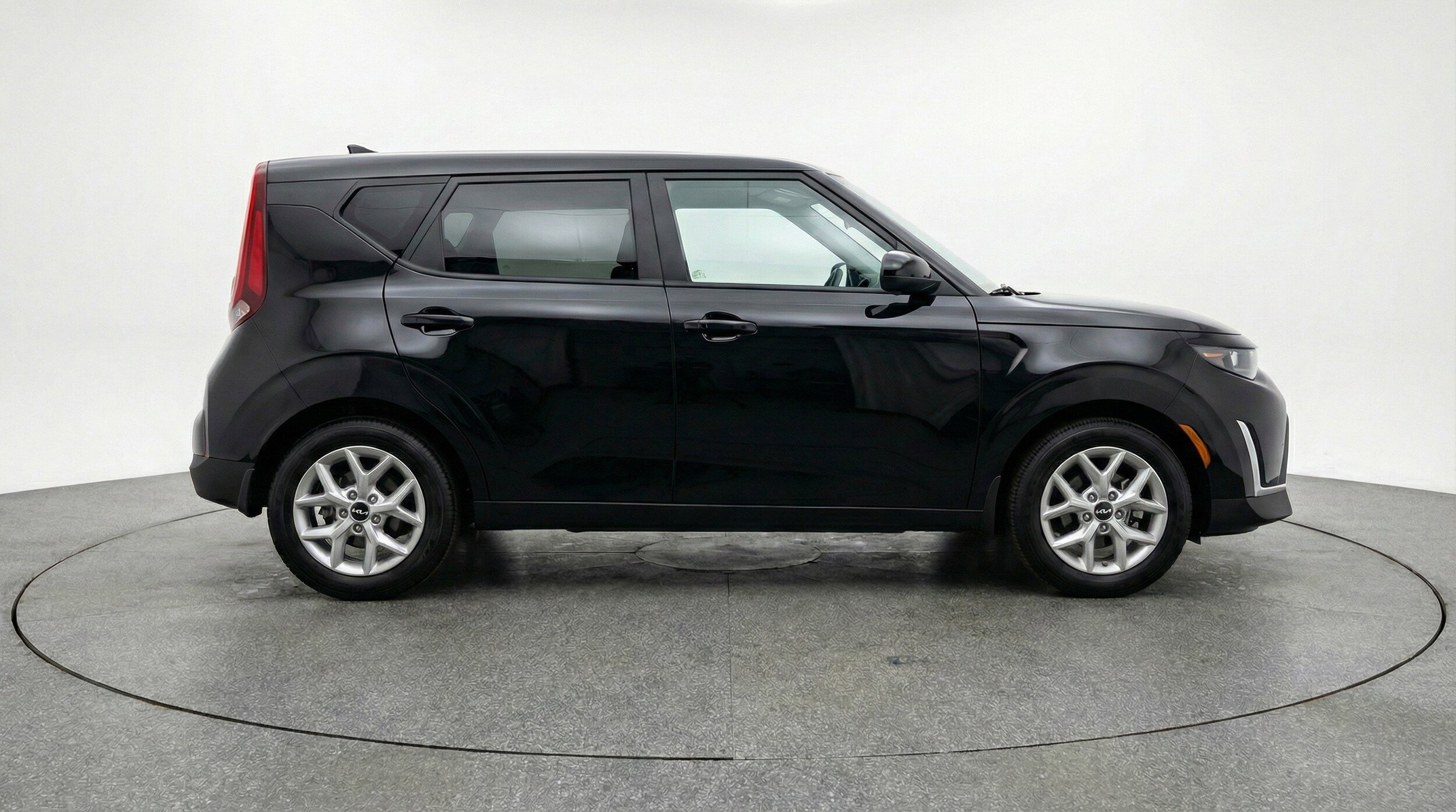 Thumbnail: 2025 Kia Soul - 11