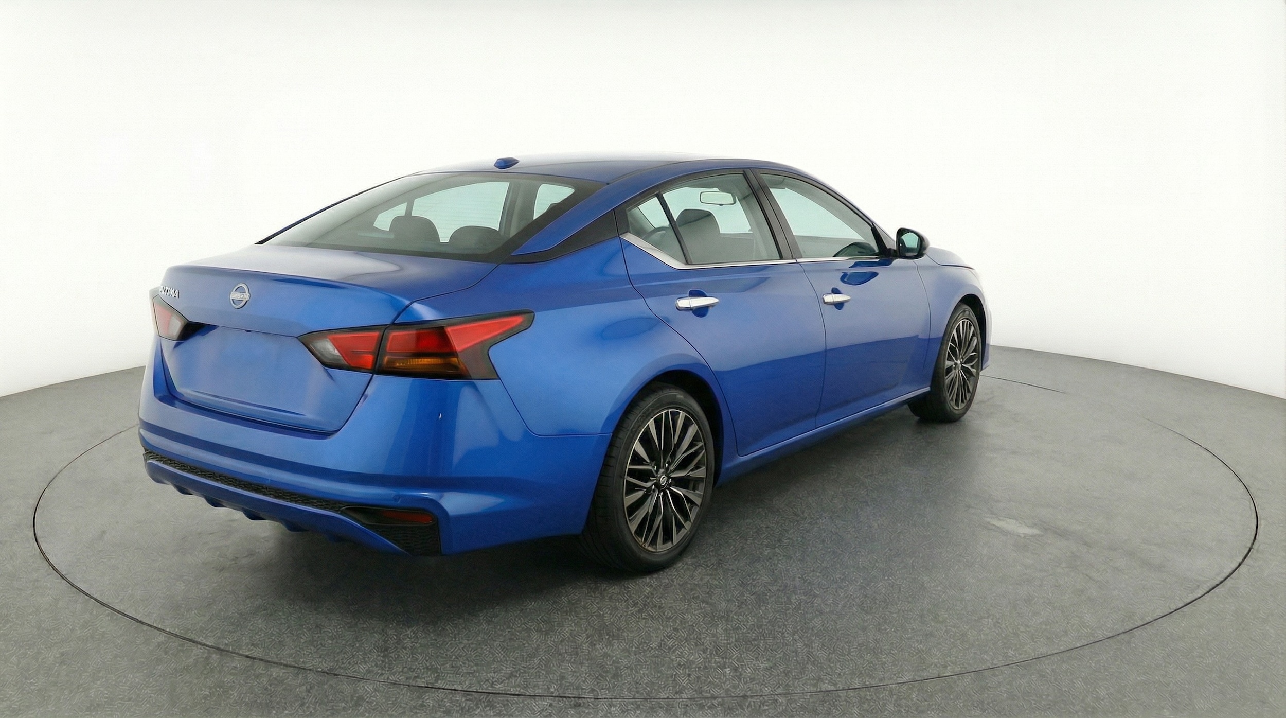 Thumbnail: 2025 Nissan Altima - 7