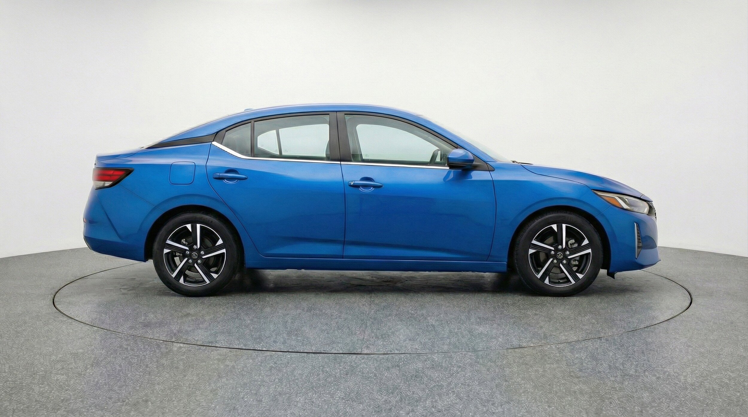 Thumbnail: 2025 Nissan Sentra - 11