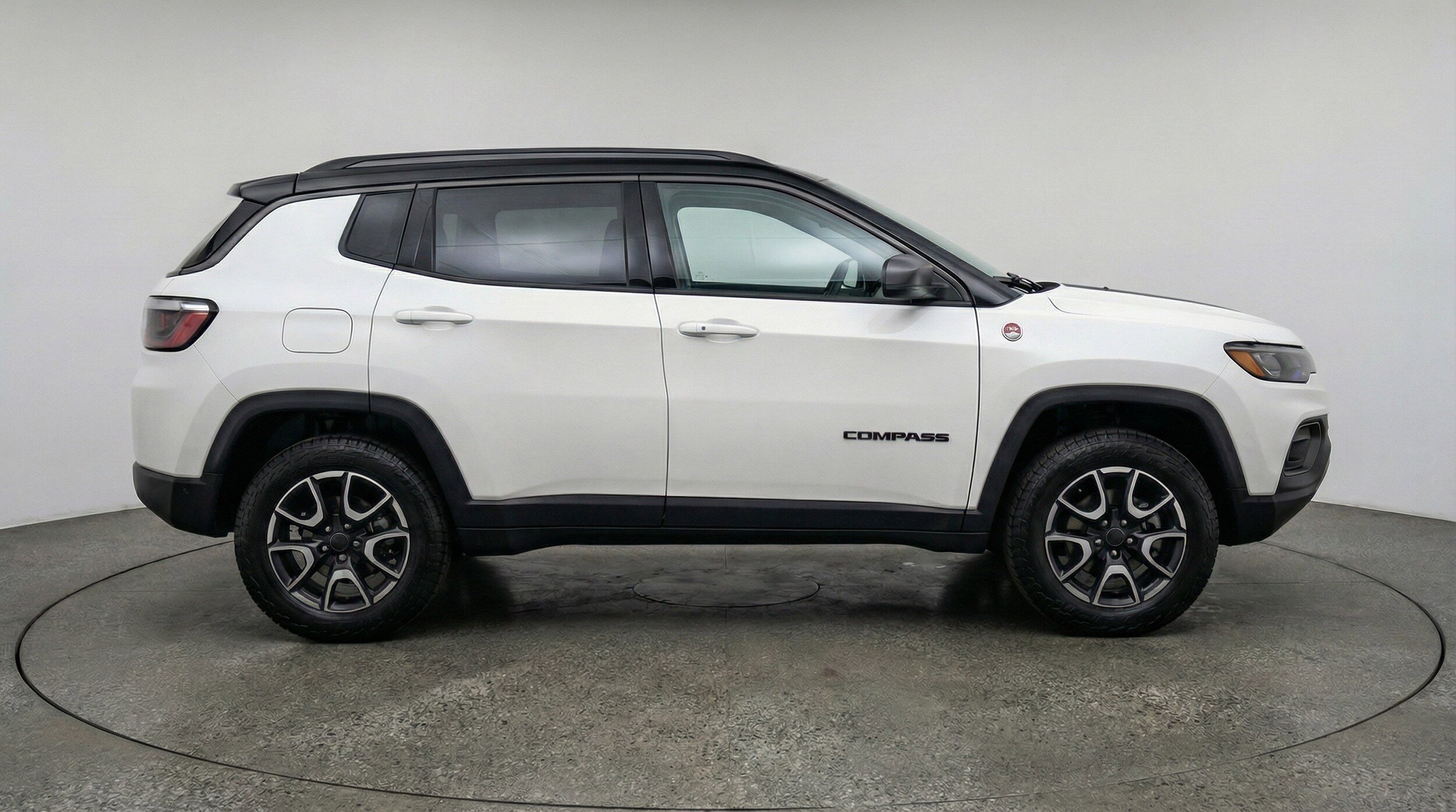 Thumbnail: 2025 Jeep Compass - 11