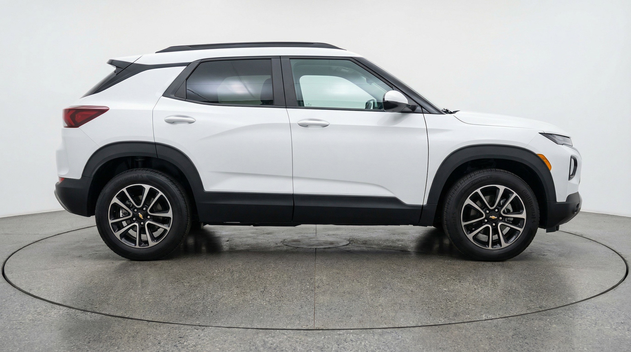 Thumbnail: 2025 Chevrolet TrailBlazer - 11