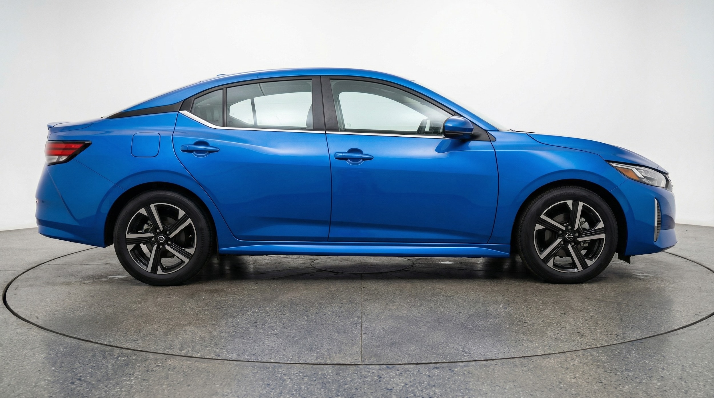 Thumbnail: 2025 Nissan Sentra - 8