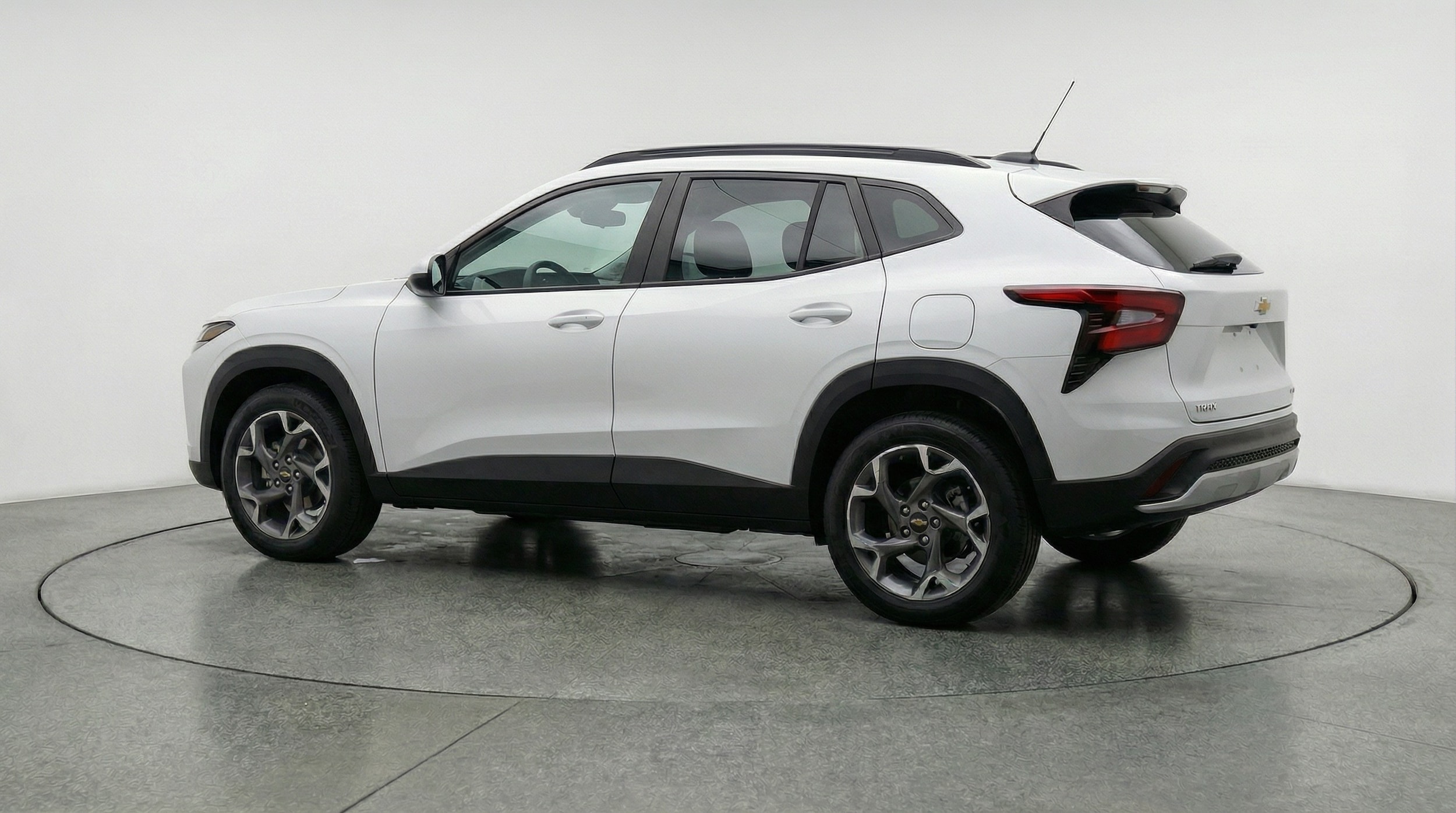 Thumbnail: 2025 Chevrolet Trax - 5