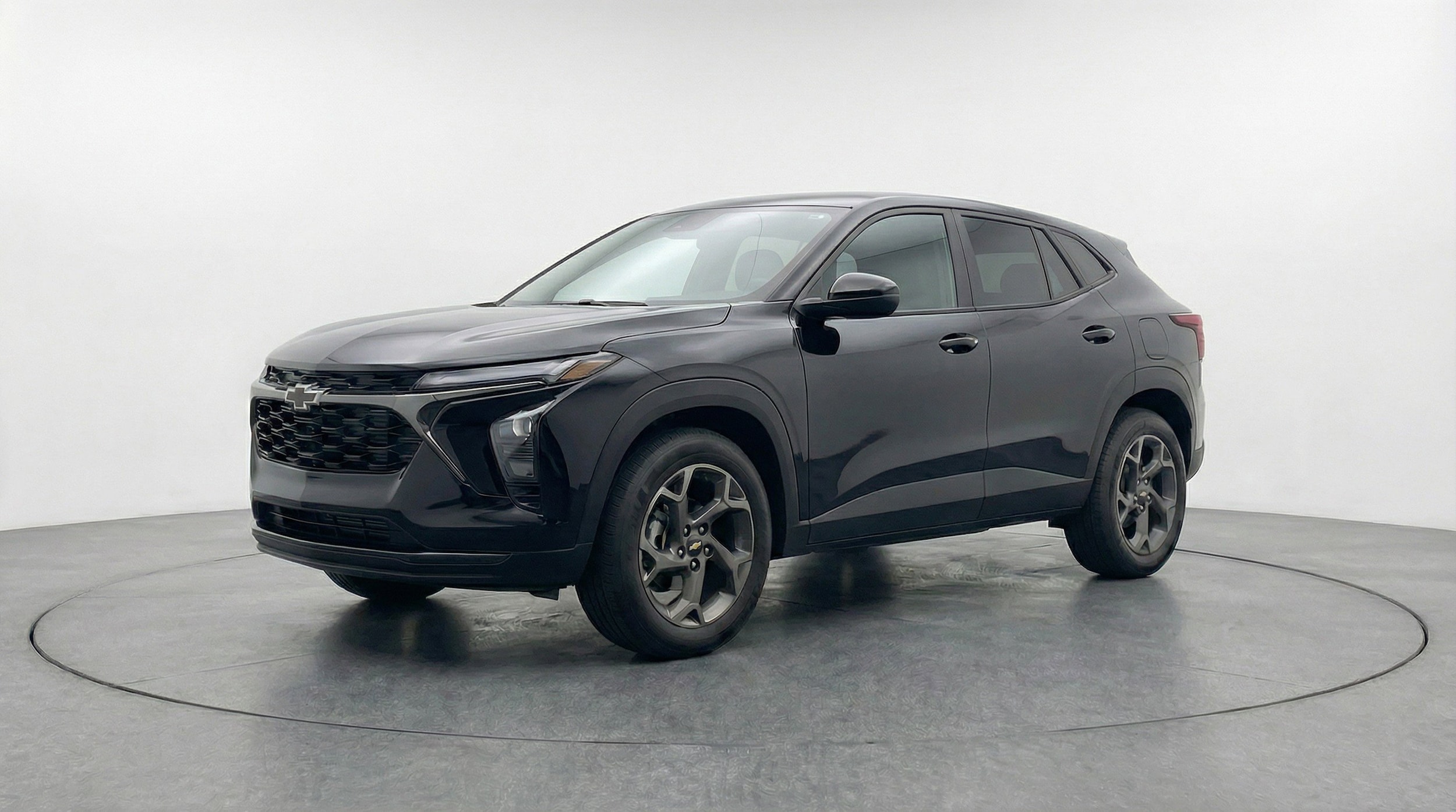Thumbnail: 2025 Chevrolet Trax - 3