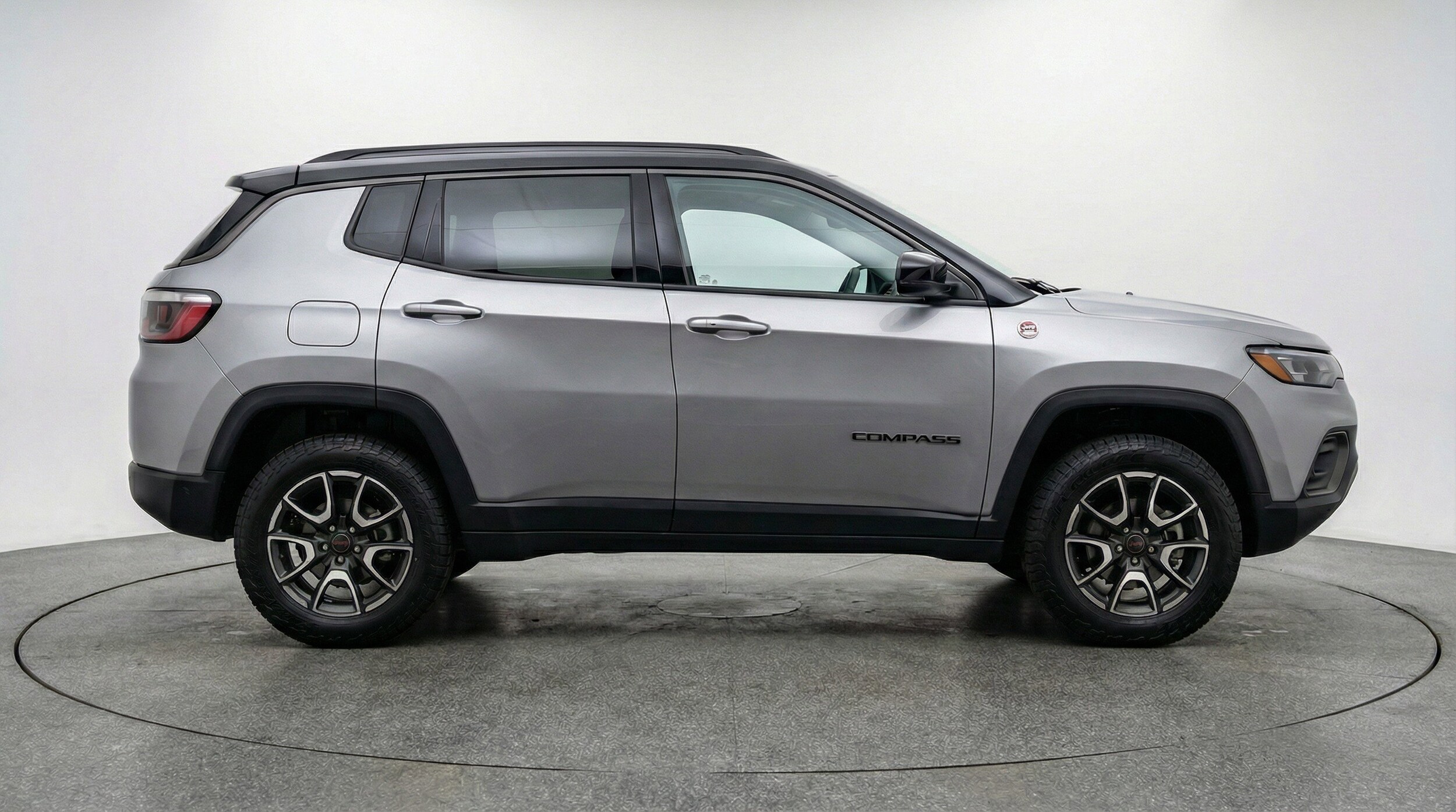 Thumbnail: 2025 Jeep Compass - 11