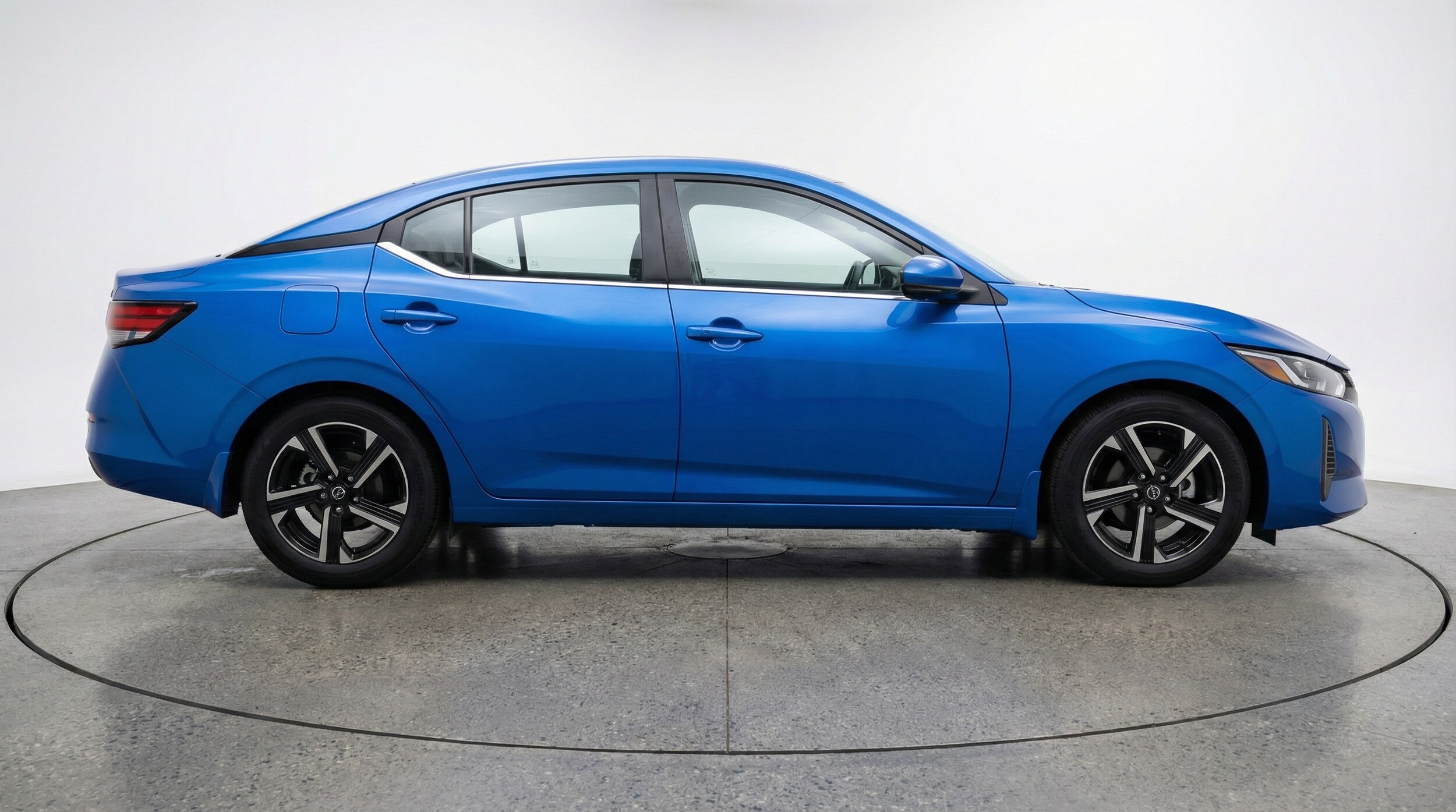 Thumbnail: 2025 Nissan Sentra - 8