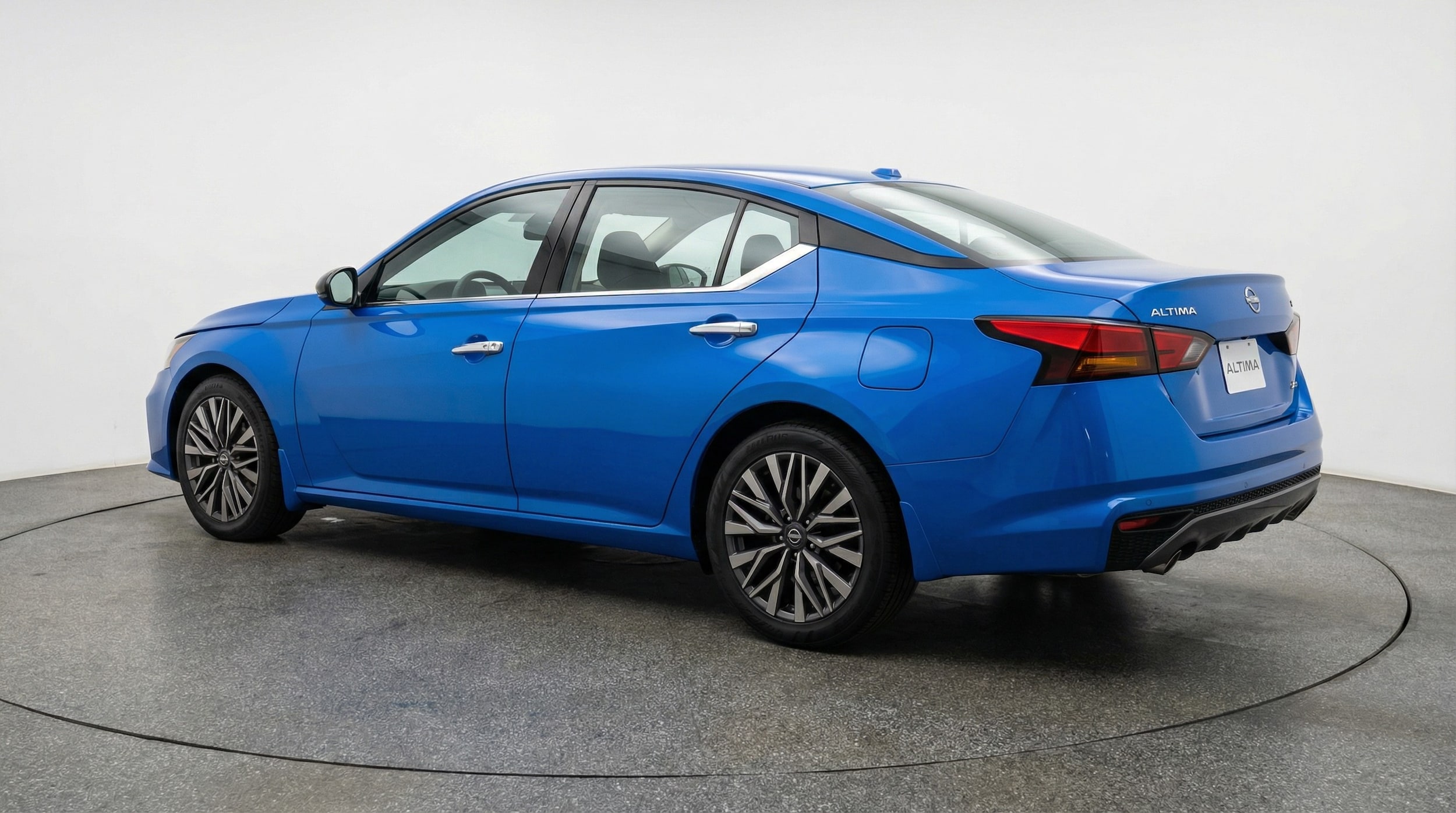 Thumbnail: 2025 Nissan Altima - 5