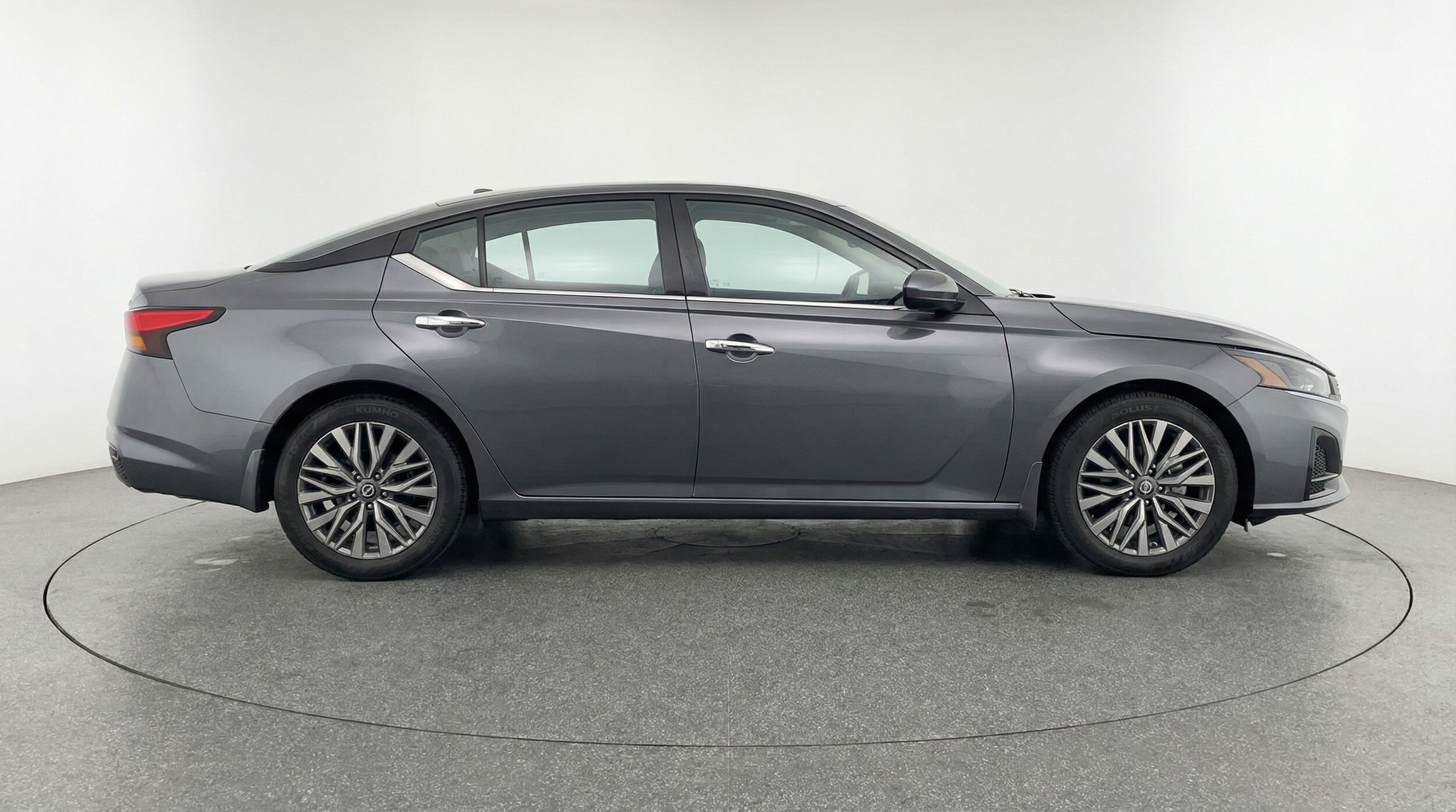 Thumbnail: 2025 Nissan Altima - 8