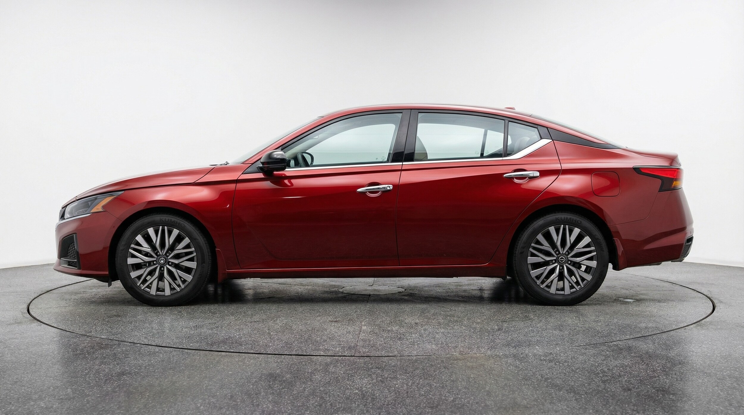 Thumbnail: 2025 Nissan Altima - 4