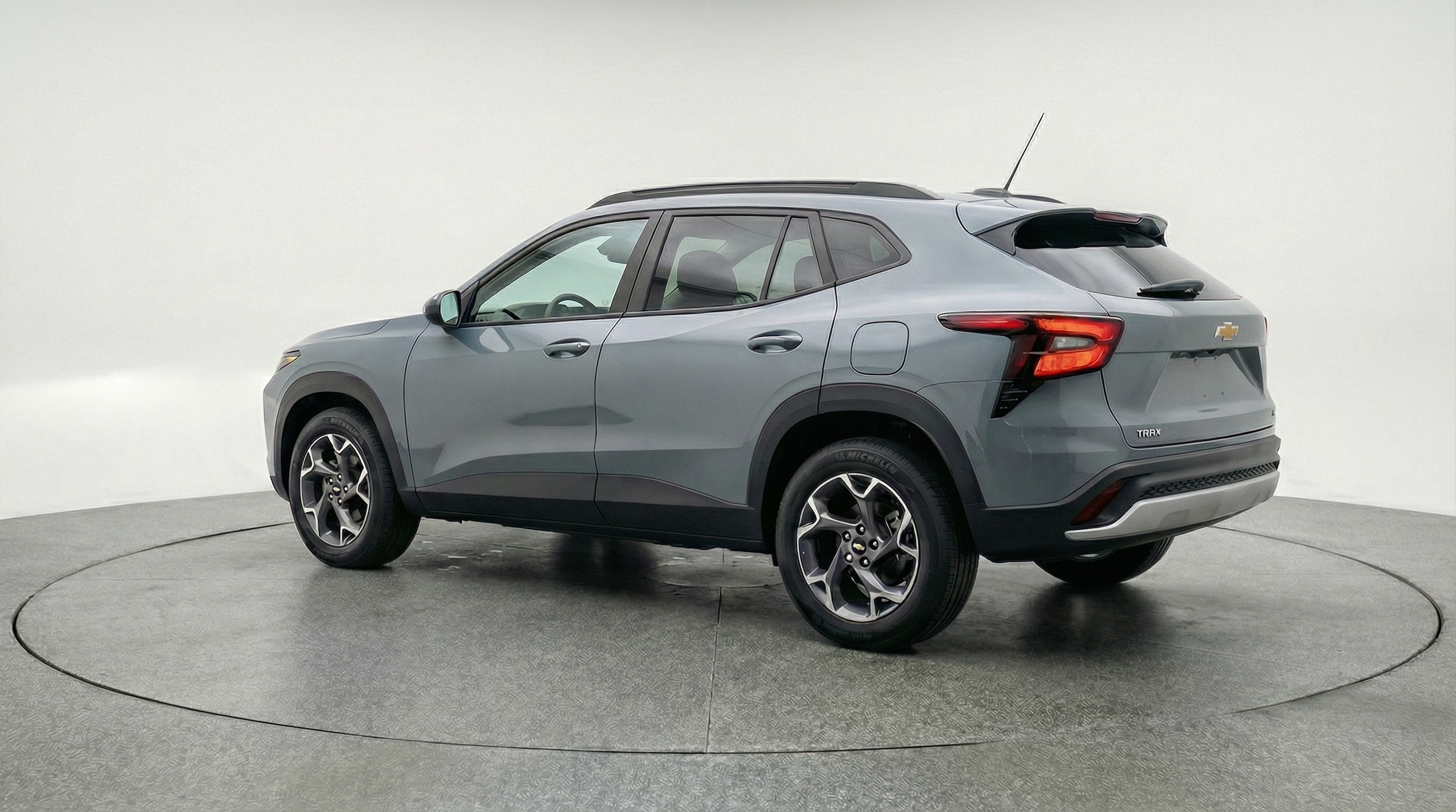 Thumbnail: 2025 Chevrolet Trax - 5