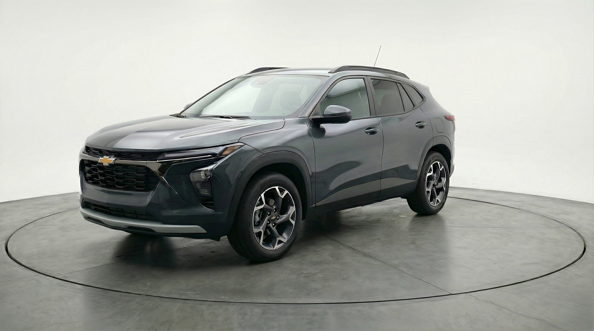 Thumbnail: 2025 Chevrolet Trax - 3