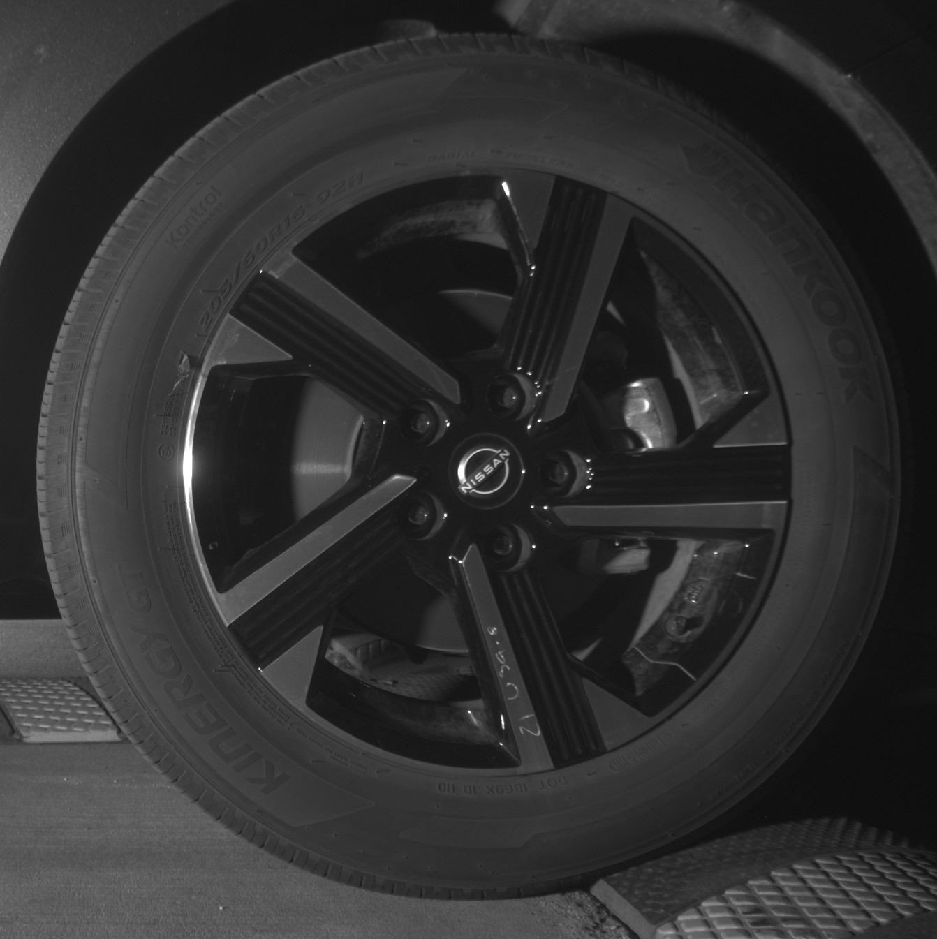 Thumbnail: 2025 Nissan Sentra - 15