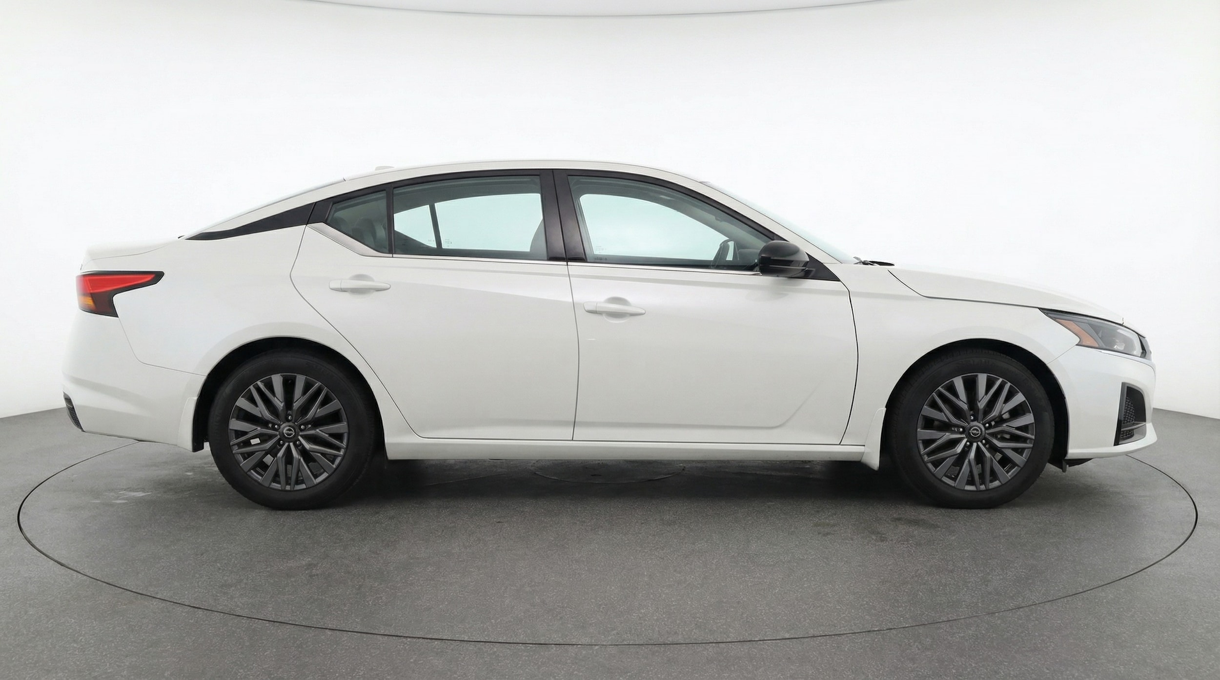 Thumbnail: 2025 Nissan Altima - 8