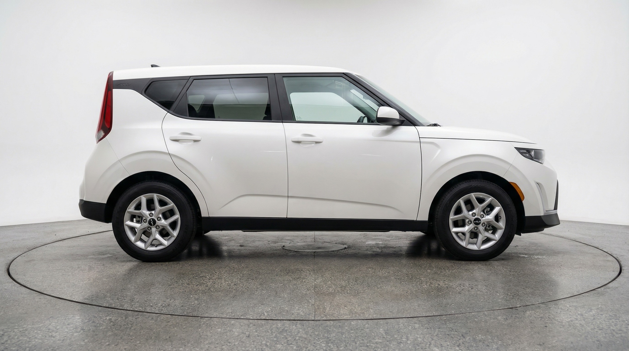 Thumbnail: 2025 Kia Soul - 8