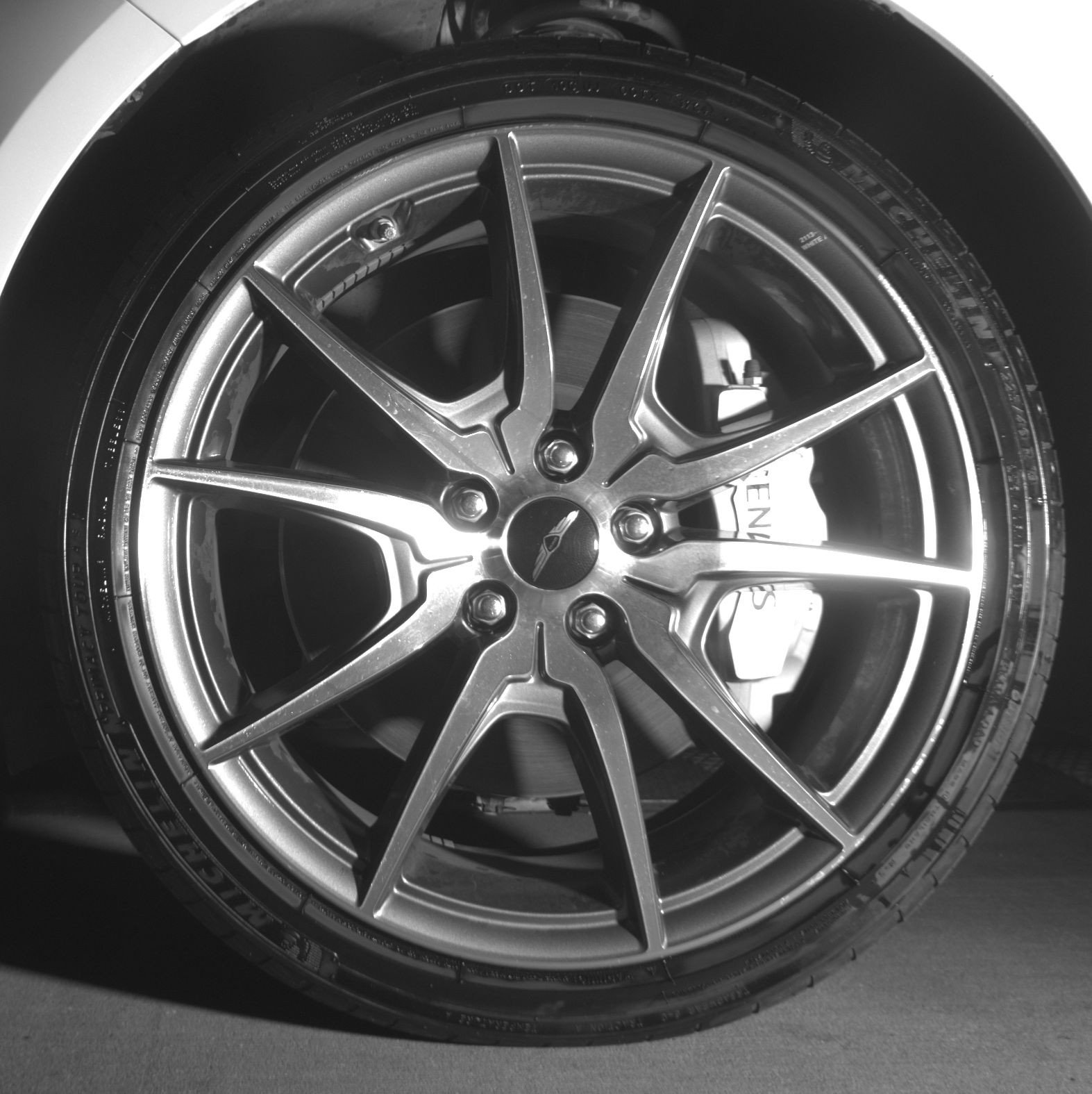 Thumbnail: 2025 Genesis G70 - 12