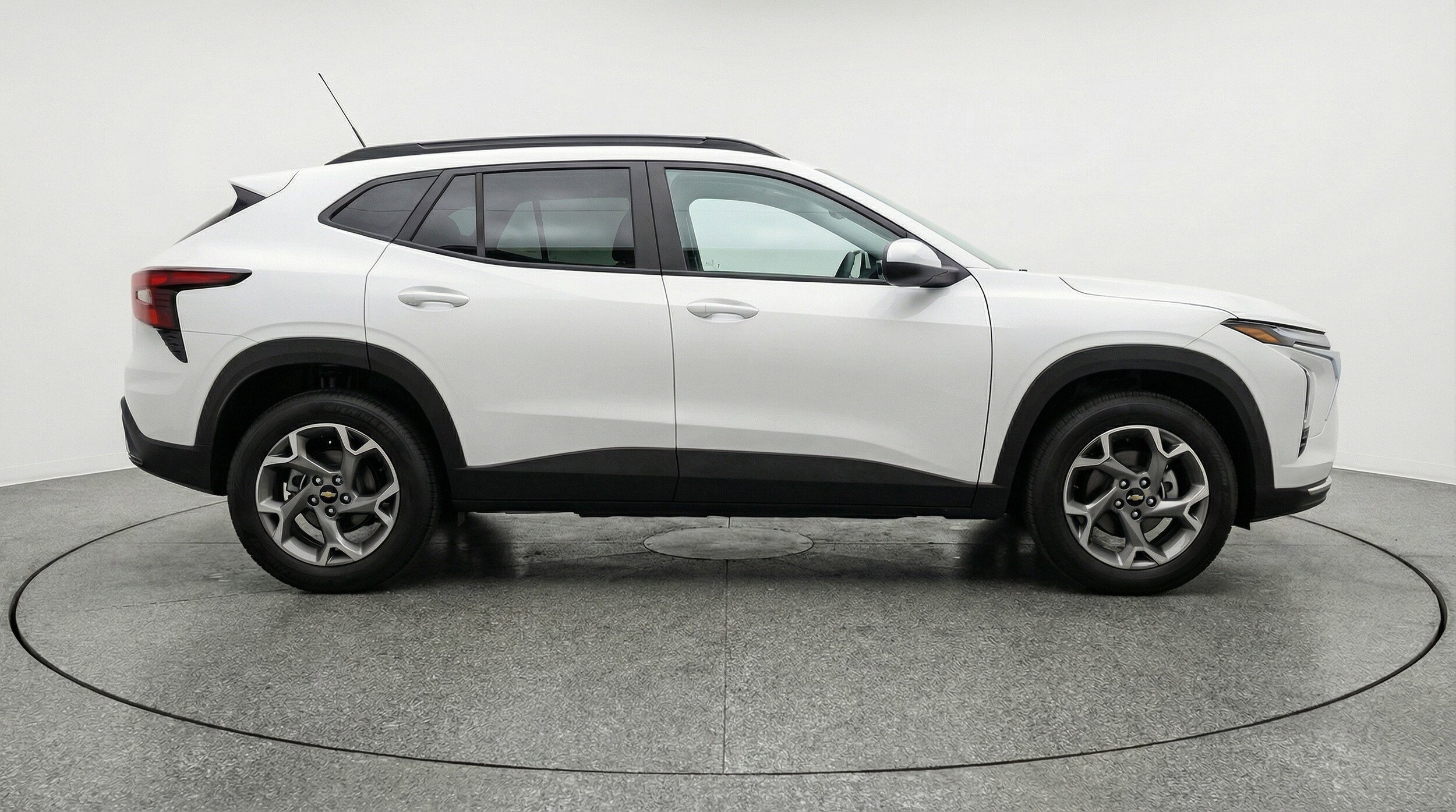 Thumbnail: 2025 Chevrolet Trax - 11