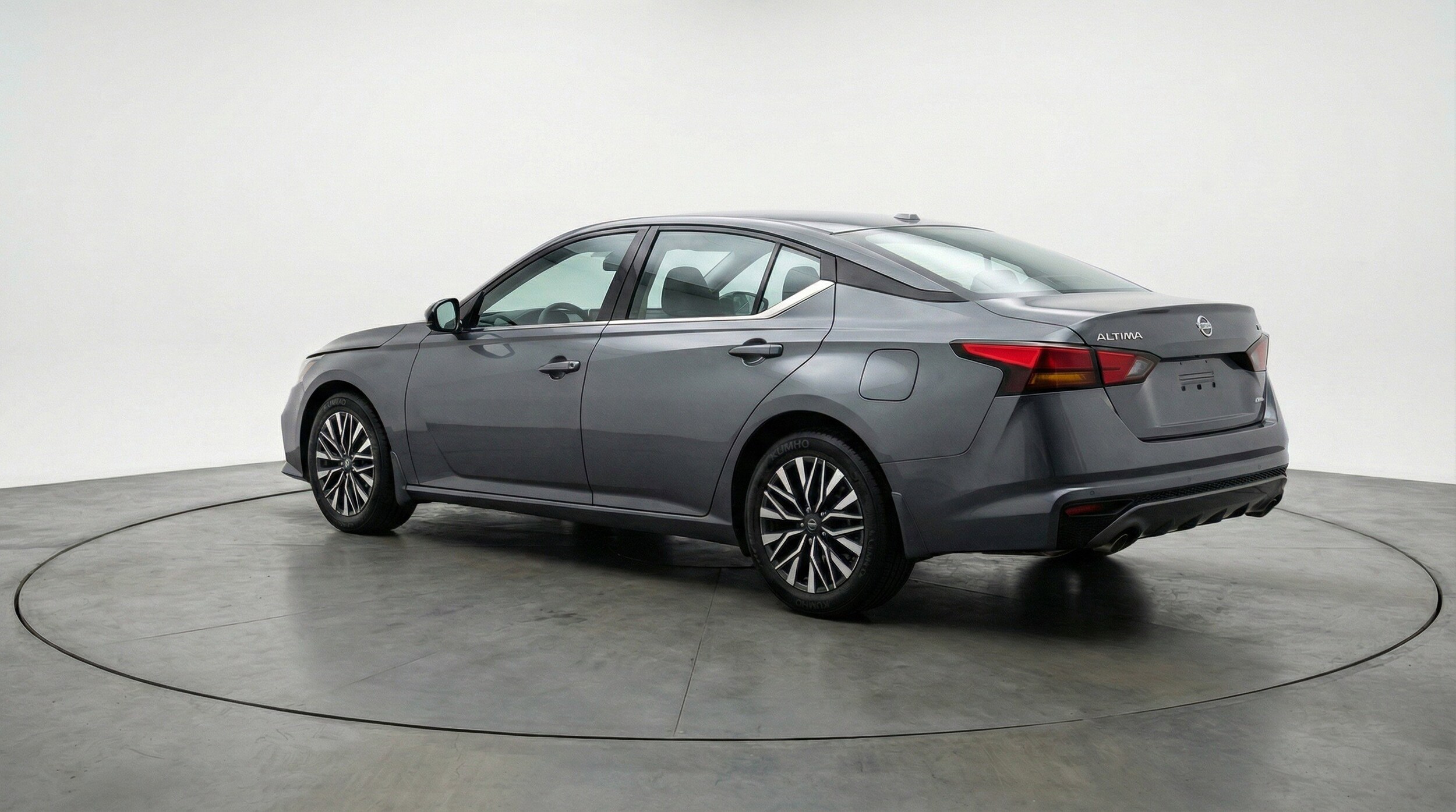 Thumbnail: 2025 Nissan Altima - 6